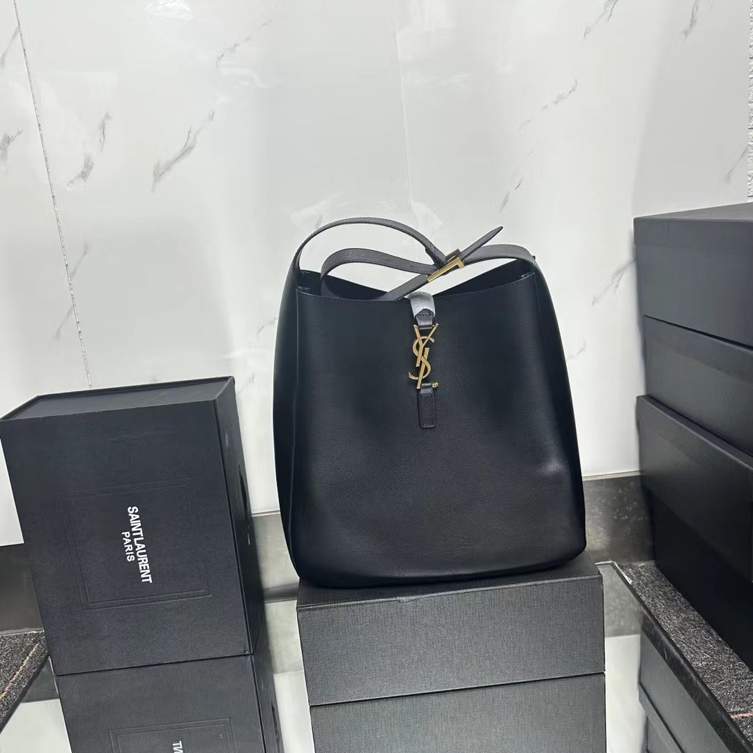 Lady Designer Supple Large leather shoulder bag-Black - Bag - Gorchic - $138.99