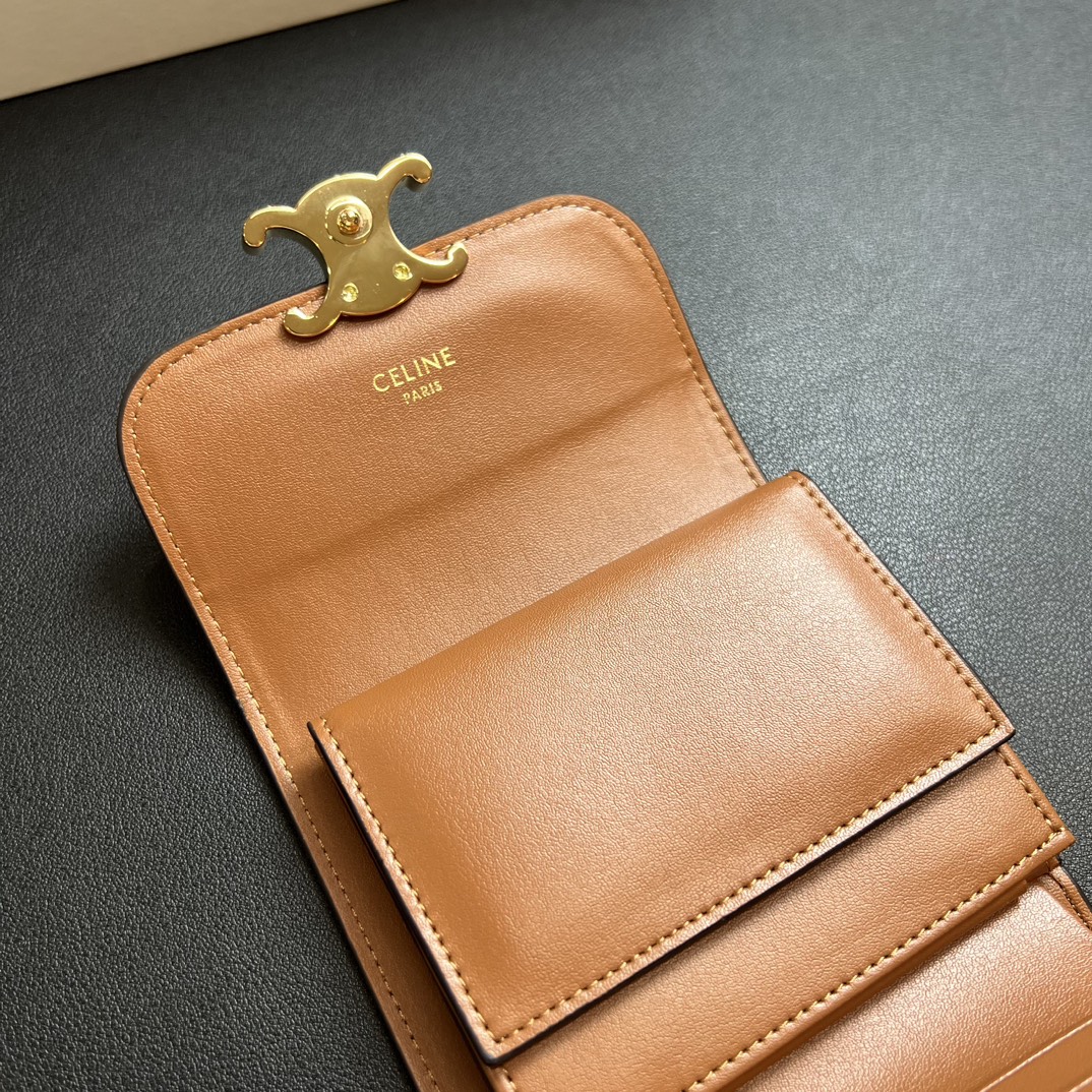 CL Arcadia Tri-Fold Black Leather Wallet- Black Old Fashioned Wallet - Gorchic - $55.99