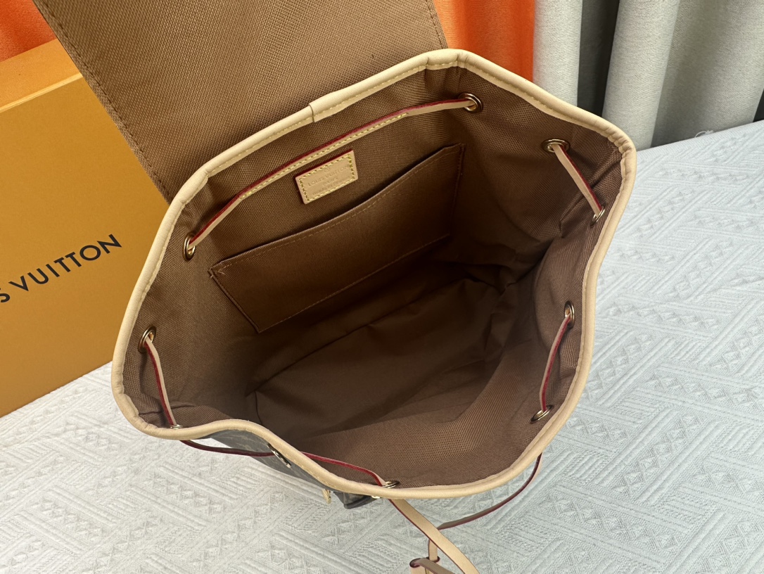 Designer Monogram  Montsouris PM - Bag - Gorchic - $136.99