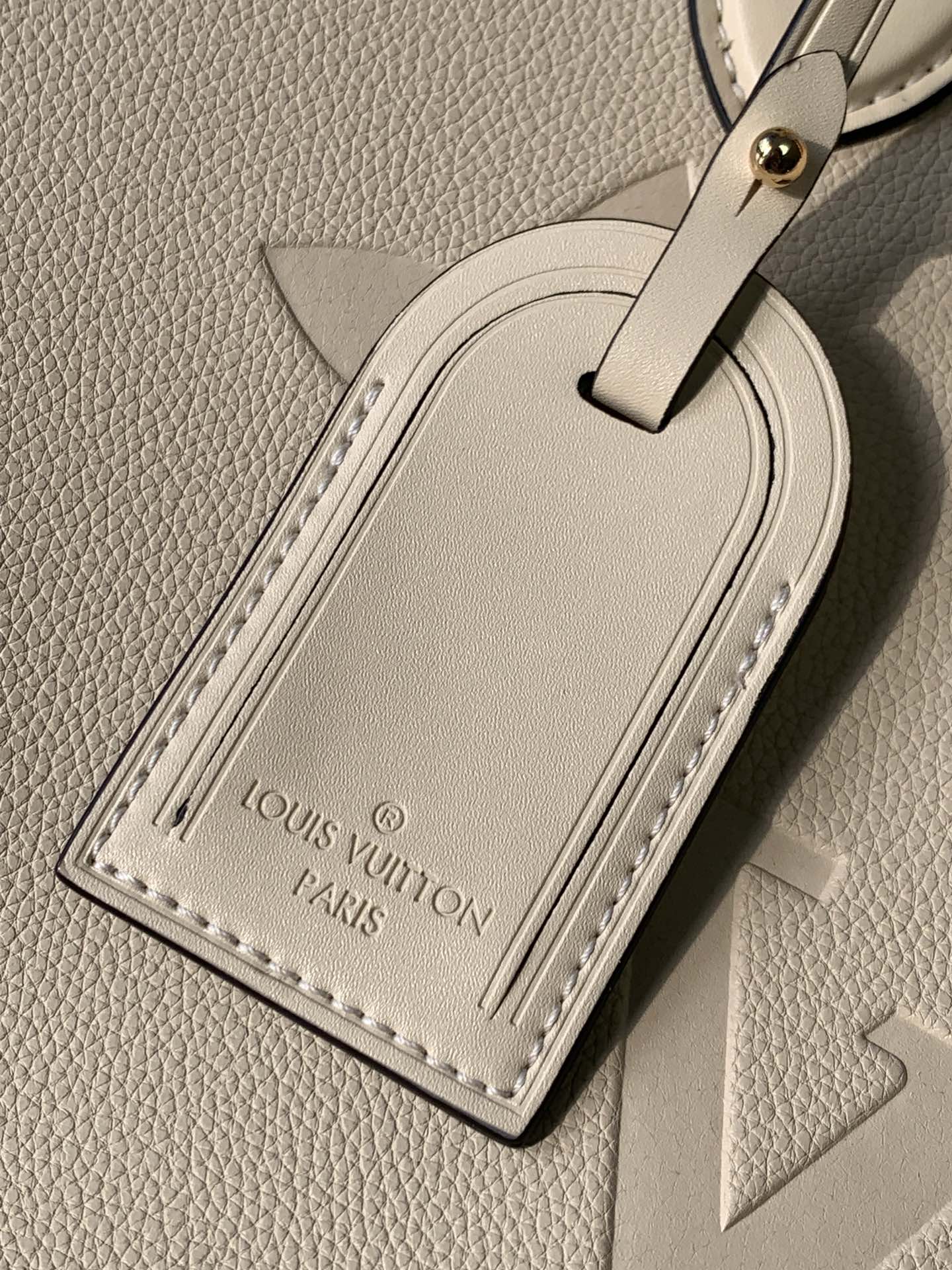 Designer Monogram Canvas Onthego GM White- Bag - Gorchic - $118.99