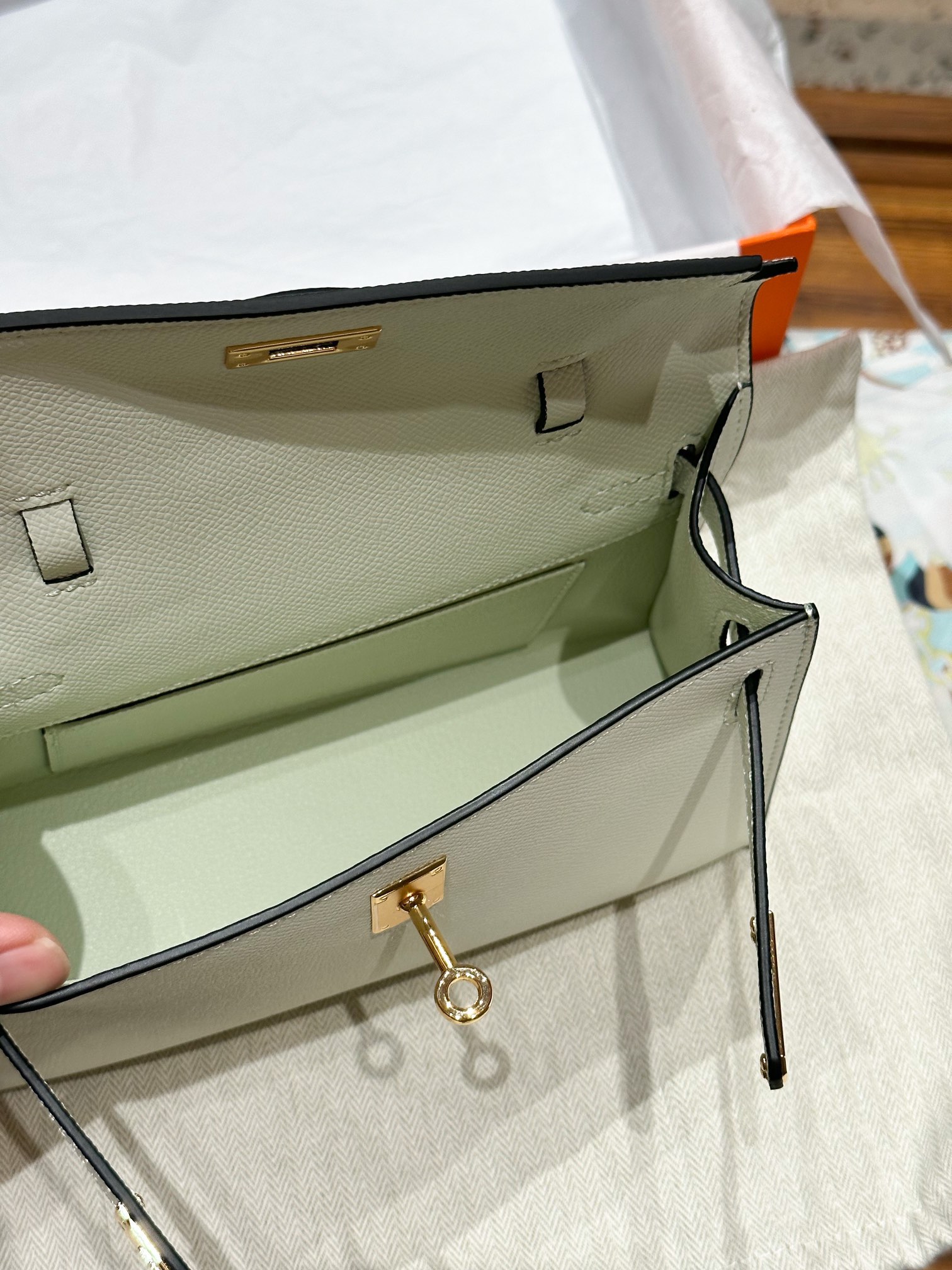 H-Inspired Kelly Mini 1st Kelly Pochette Generation Epsom Palm Leather-Bubble Green - Gorchic - $146.99