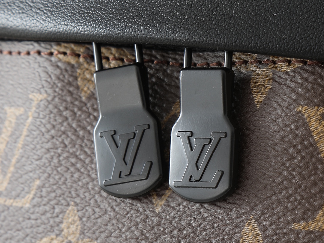 Designer Monogram Discovery Bum Bag - Old Fashioned Bags - Gorchic - $123.99