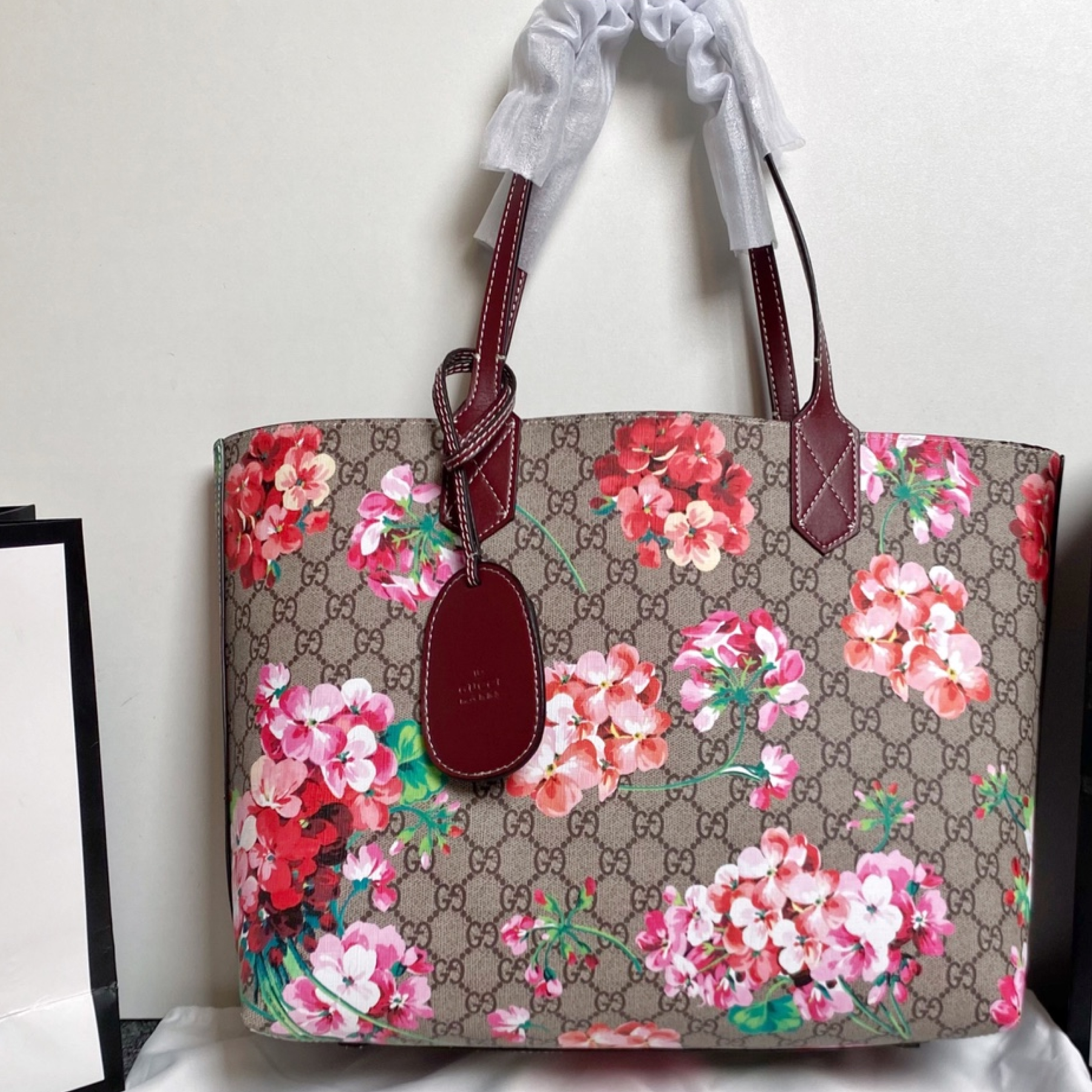 Double-G GG Monogram Blooms Medium Reversible Tote Beige Multicolor Dry Rose - Bag - Gorchic - $143.99
