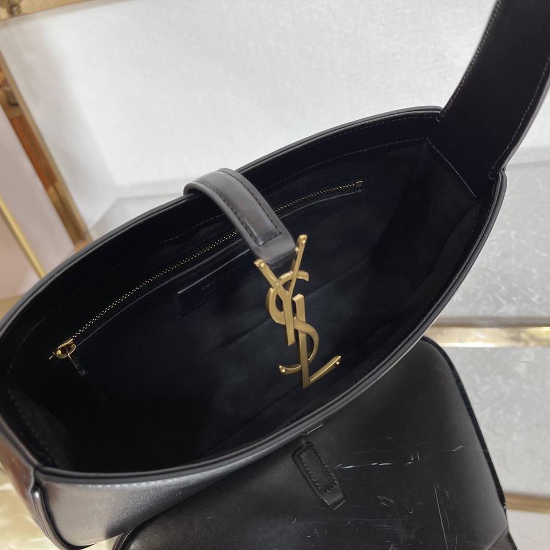 Lady Designer Fashion Croc-Embossed Le 5 à 7 Hobo Bag - Gorchic - $110.99