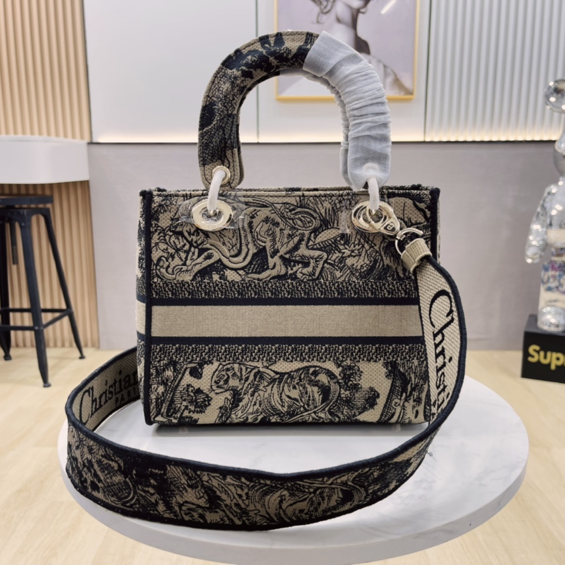 [TOP] D Inspired Medium Lady D Inspired Bag - Gorchic - $213.99