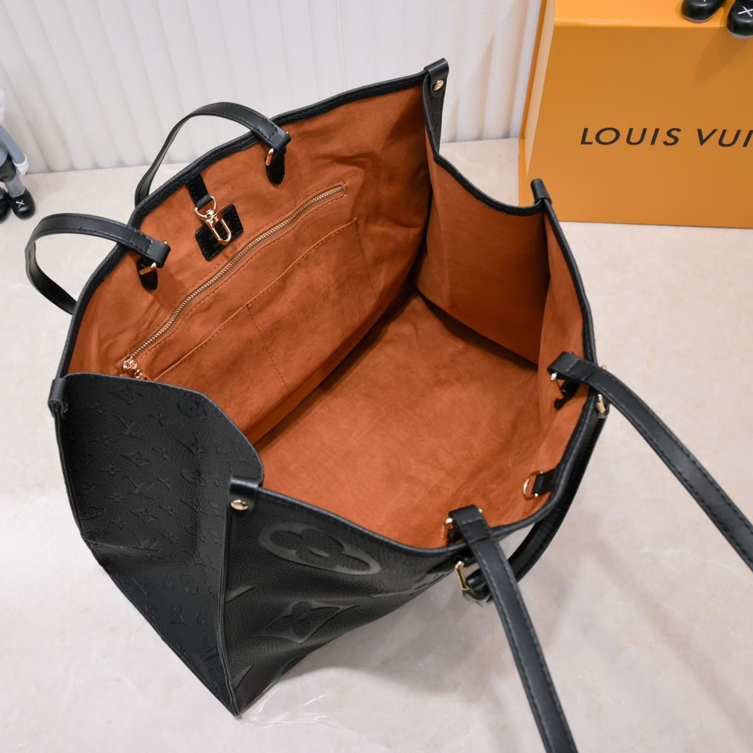 Designer Monogram Canvas Onthego GM- Bag - Gorchic - $118.99