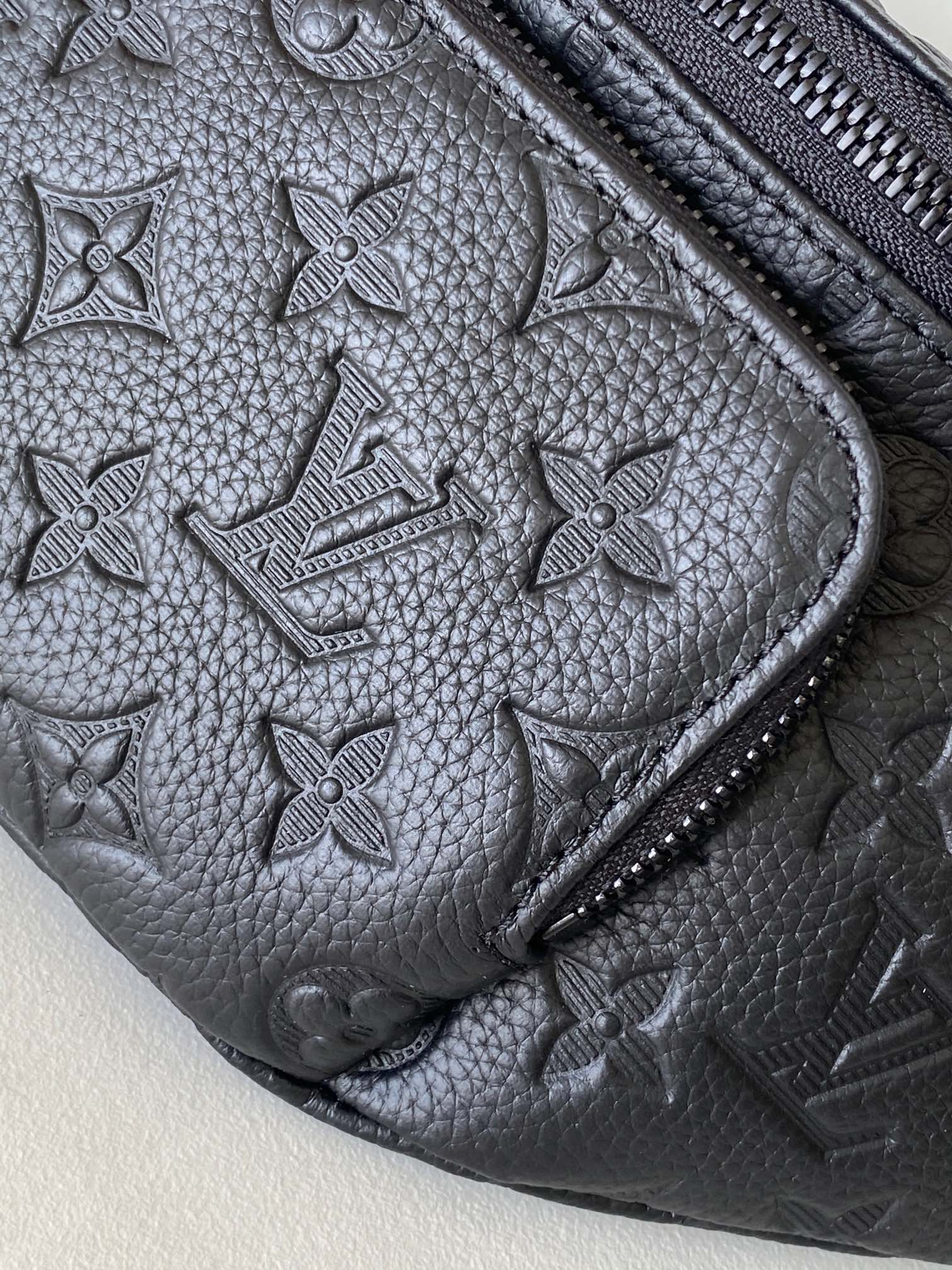 Designer Monogram  Calfskin Monogram Shadow Discovery Bumbag Black - Bag - Gorchic - $119.99