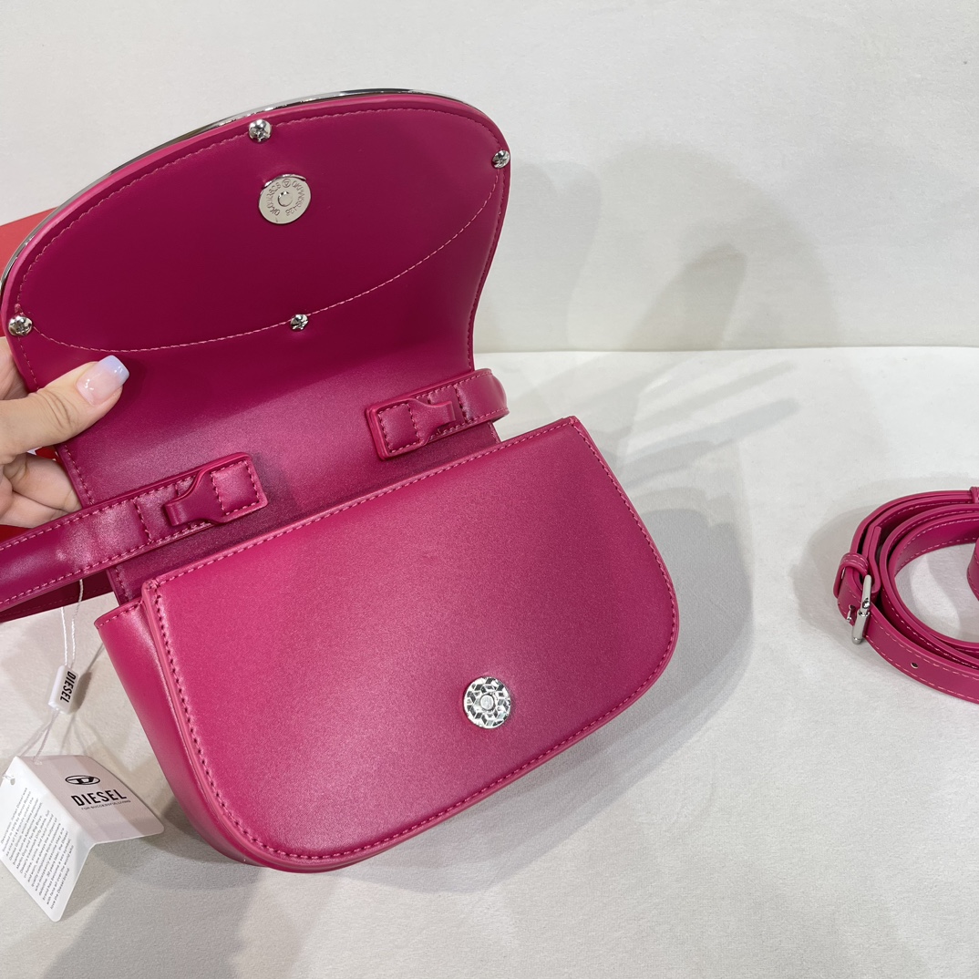 1DR Shoulder Bag - Gorchic - $98.99