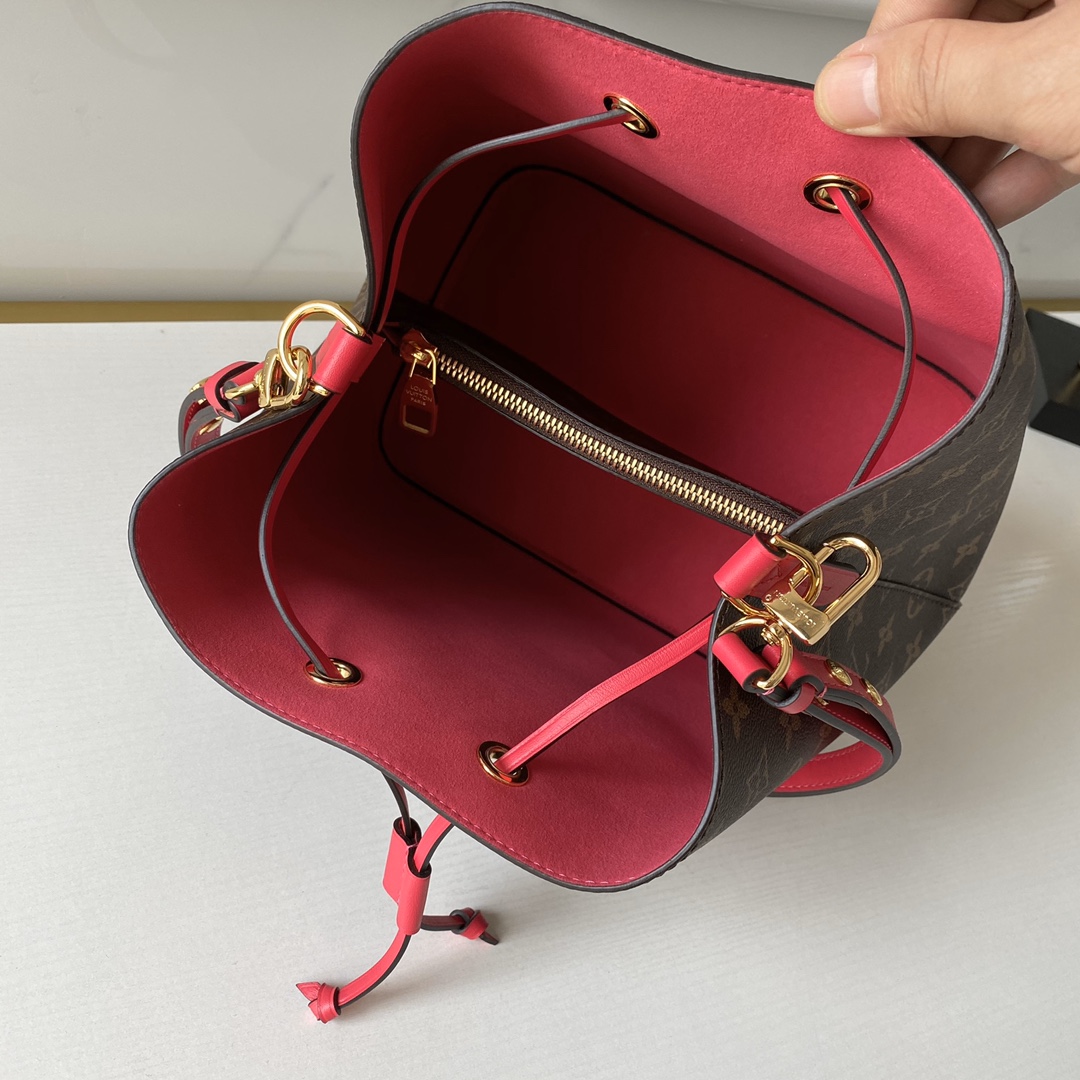 Designer Monogram  NeoNoe MM Bucket Bag - Gorchic - $110.99