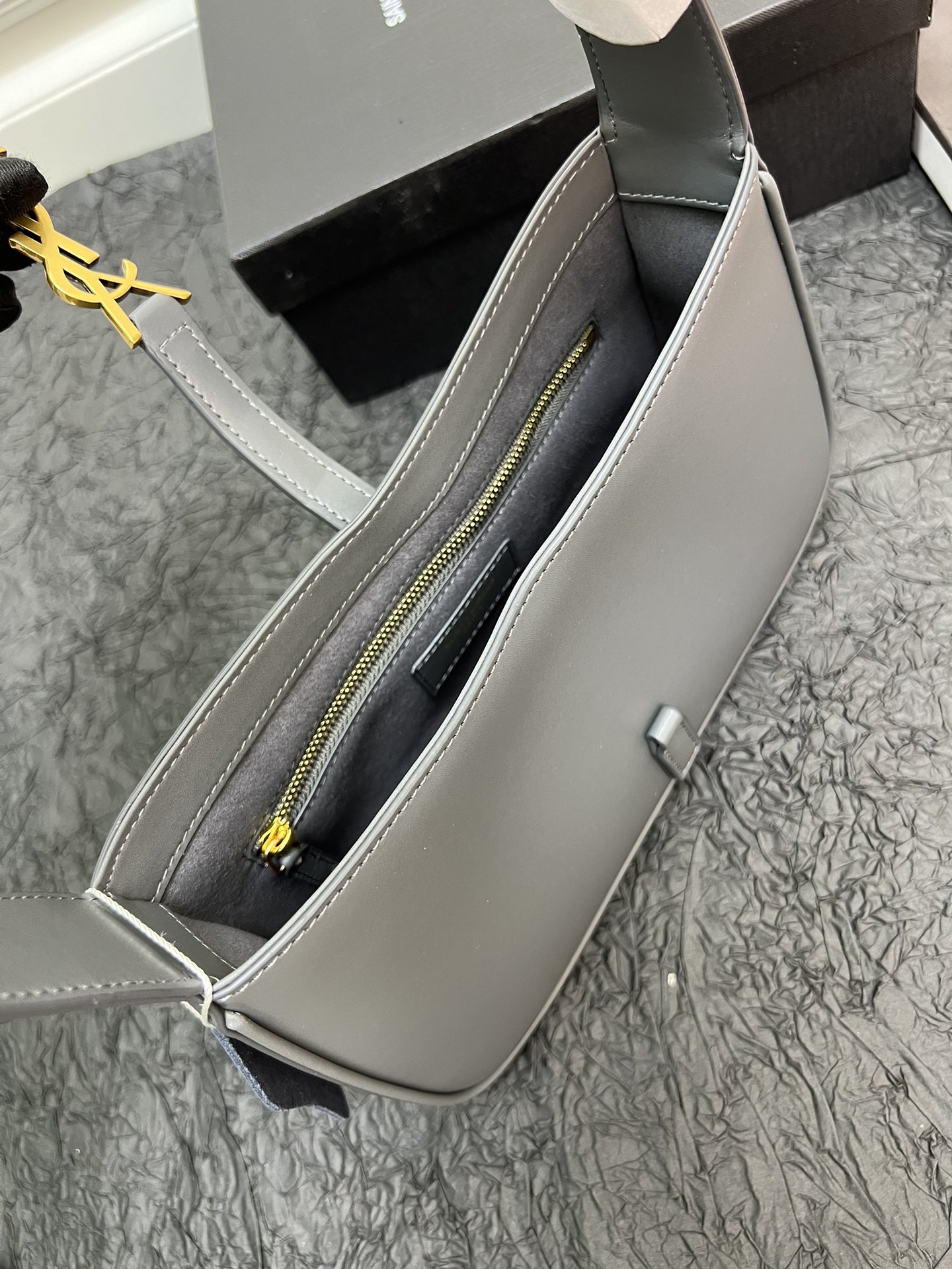 Lady Designer Fashion Le 5 à 7 hobo bag - Gray Plain Bag - Gorchic - $110.99