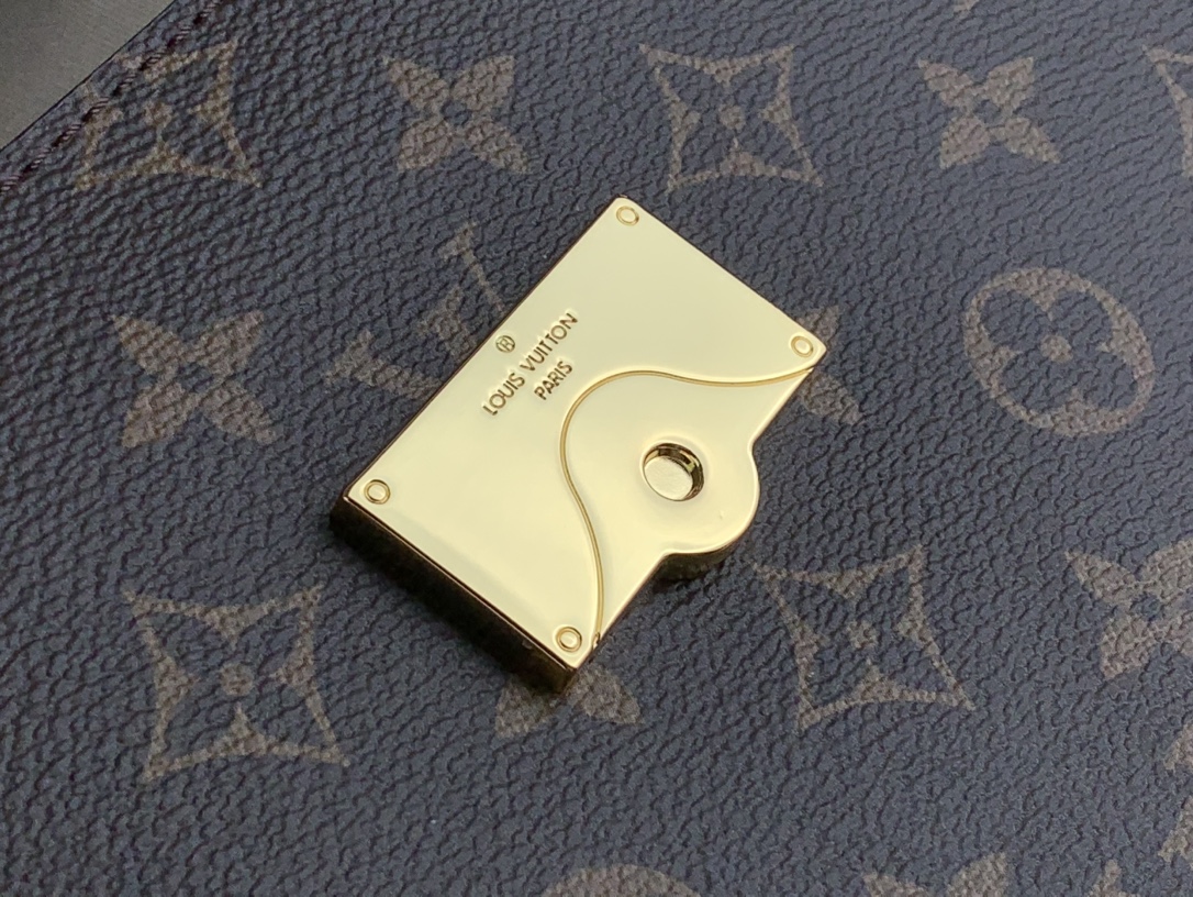 Designer Monogram Cluny BB Monogram Canvas Tote Bag - Gorchic - $132.99