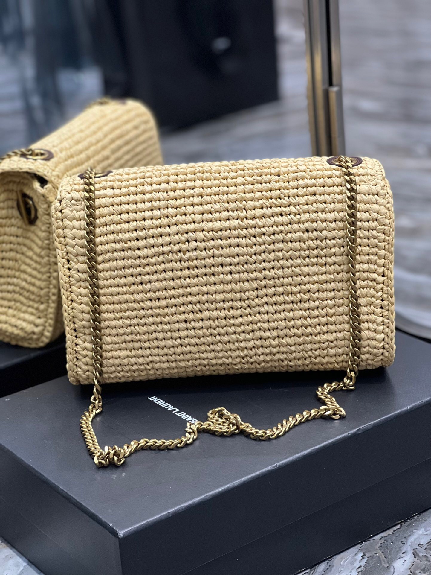 [TOP] Lady Designer KATE MEDIUM SUPPLE CHAIN BAG IN RAFFIA - Bag - Gorchic - $358.99