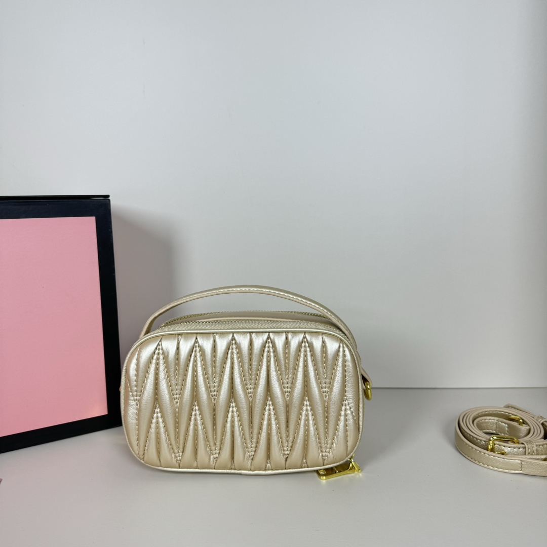 MU Logo Patch Zipped Clutch Bag - Gorchic - $100.99