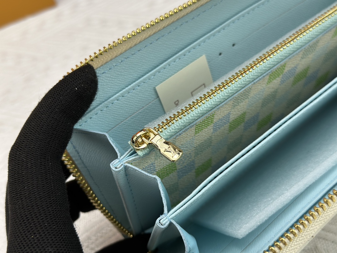 Designer Monogram  Damiericious Zippie Wallet Damier Canvas Wallet-Blue Plaid Wallet - Gorchic - $55.99