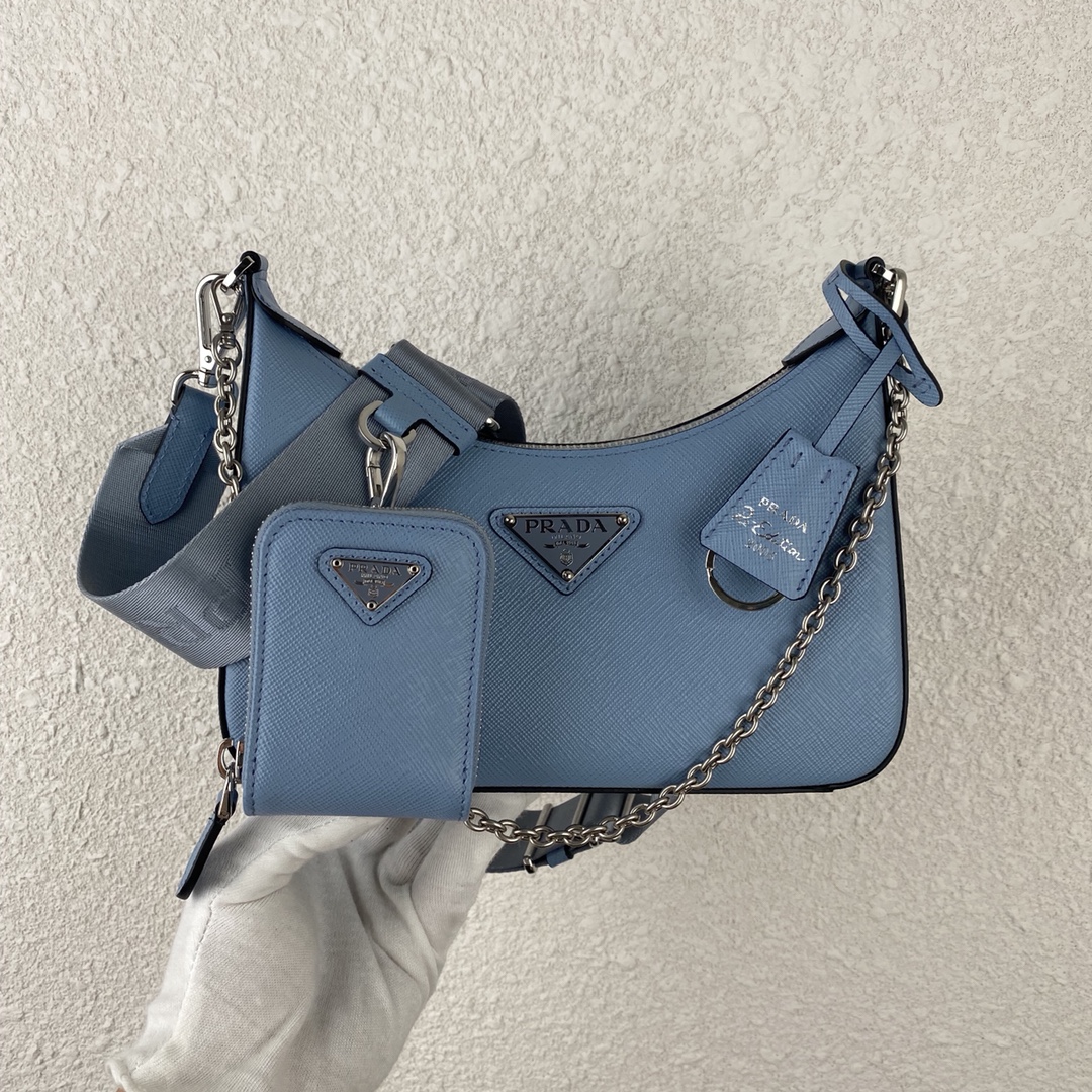 Saffiano texture Re-Edition 2005 Saffiano Leather Bag - Gorchic - $103.99