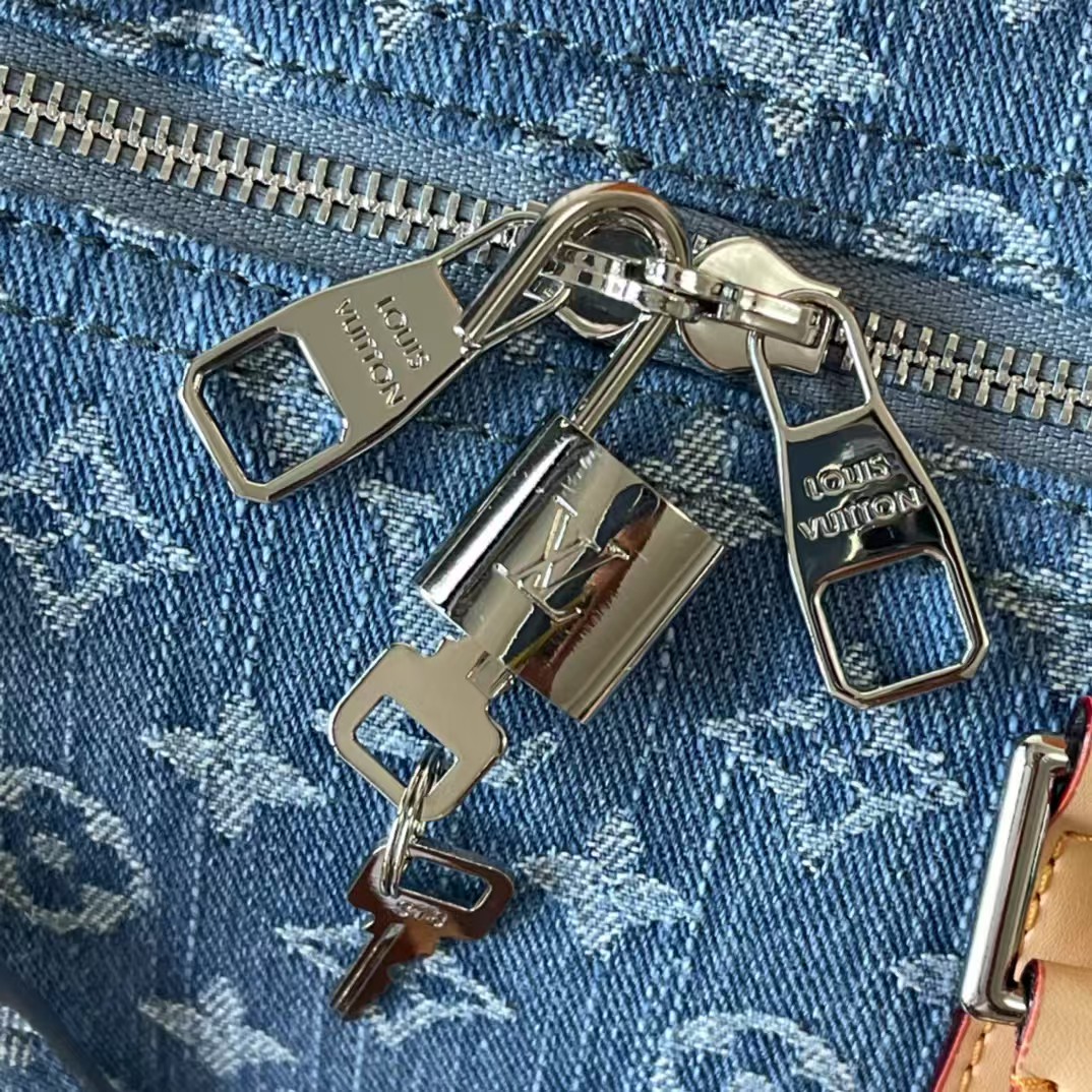 Designer Monogram  Keepall Bandoulière 50 Monogram Denim Bag - Gorchic - $167.99