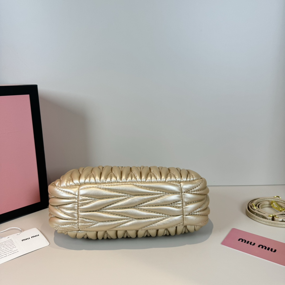 MU Wander matelassé nappa leather hobo bag handbag - Bag - Gorchic - $114.99