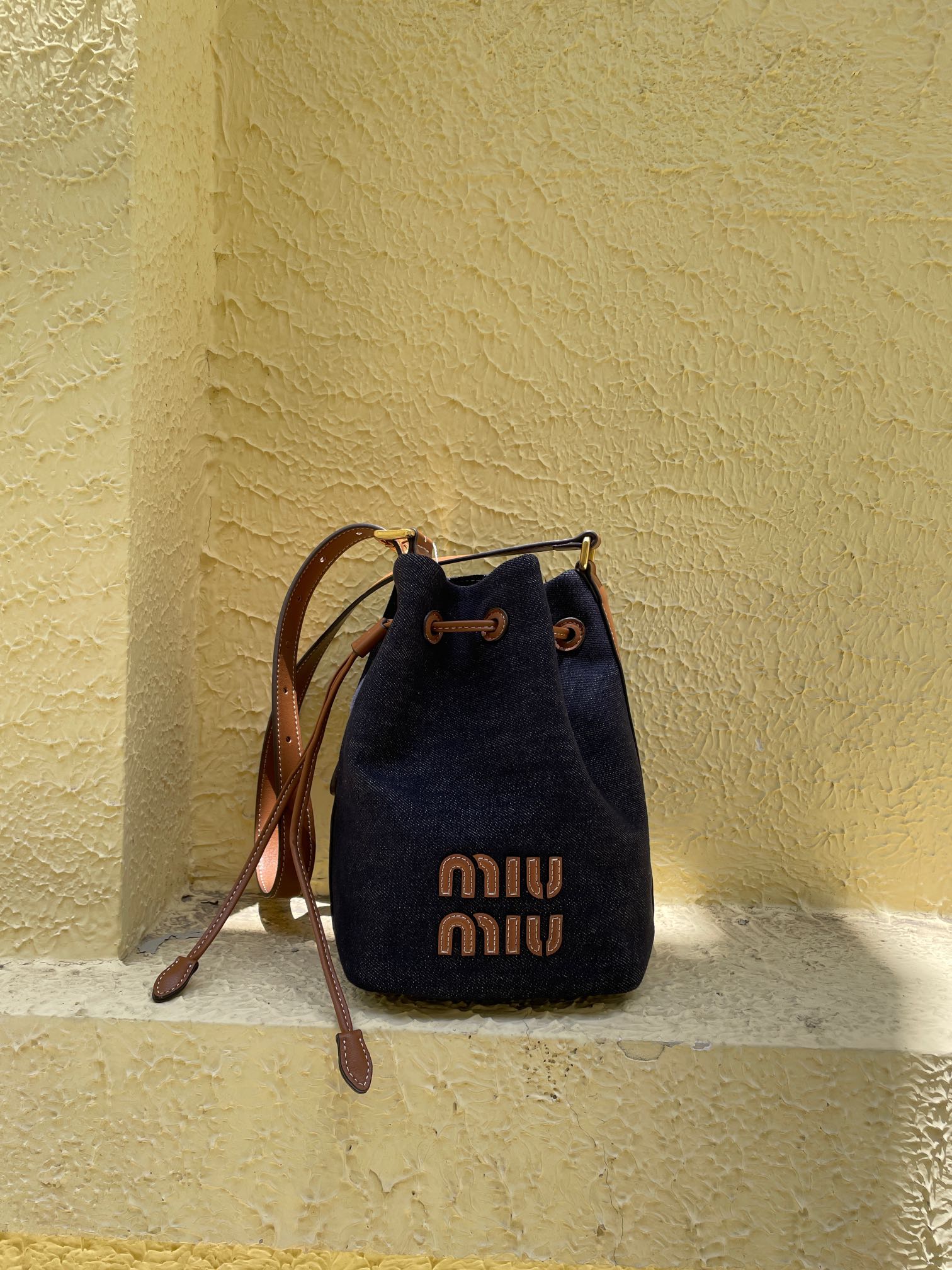MU Leather bucket bag-Black - Bag - Gorchic - $119.99