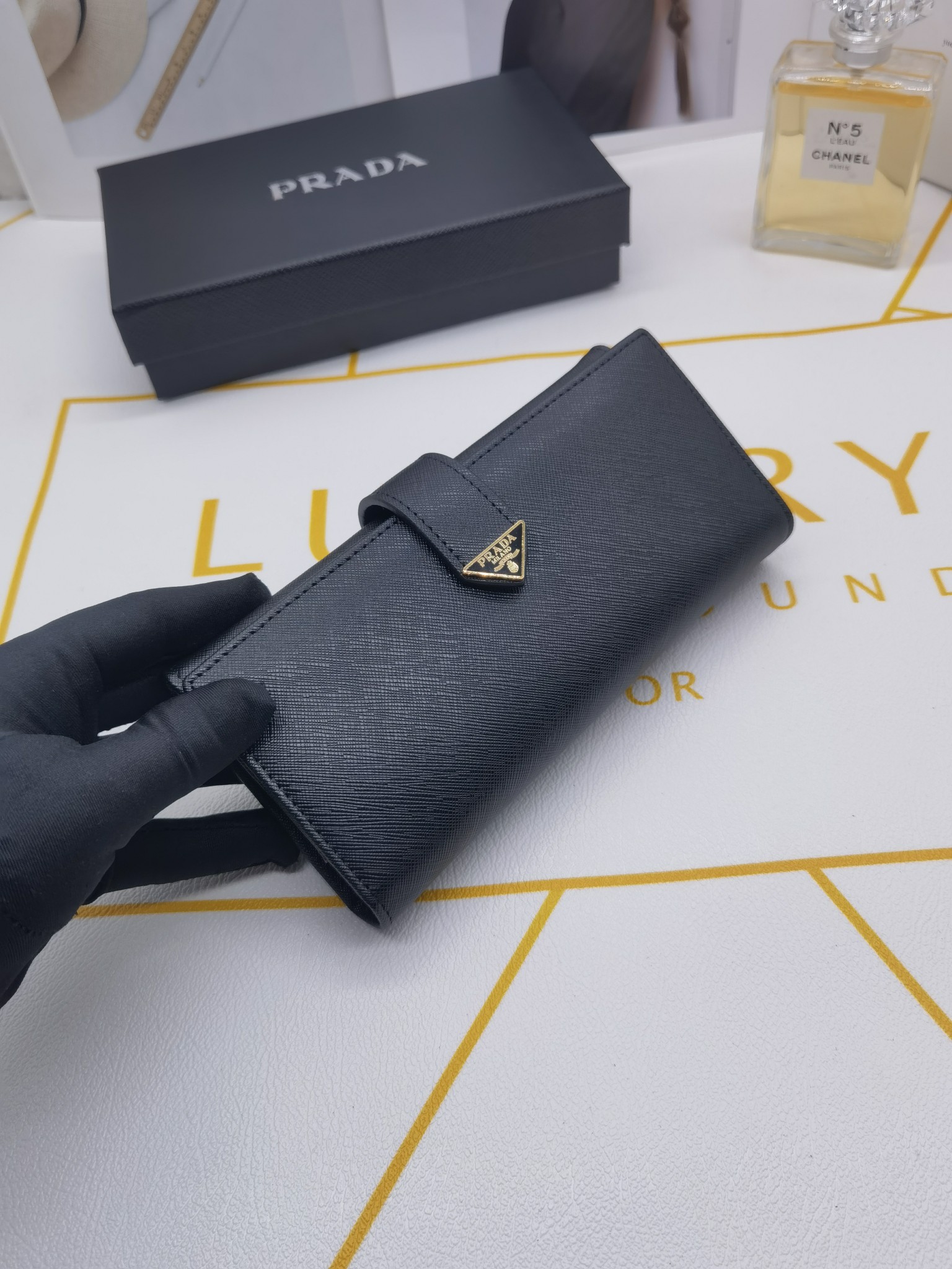 Saffiano texture Saffiano Leather Long Wallet- Black Wallet - Gorchic - $65.99