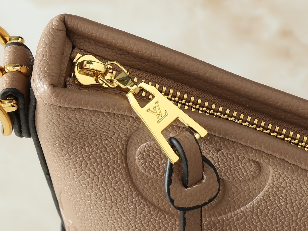 Designer Monogram Carryall PM Gris Tourterelle - Bag - Gorchic - $114.99