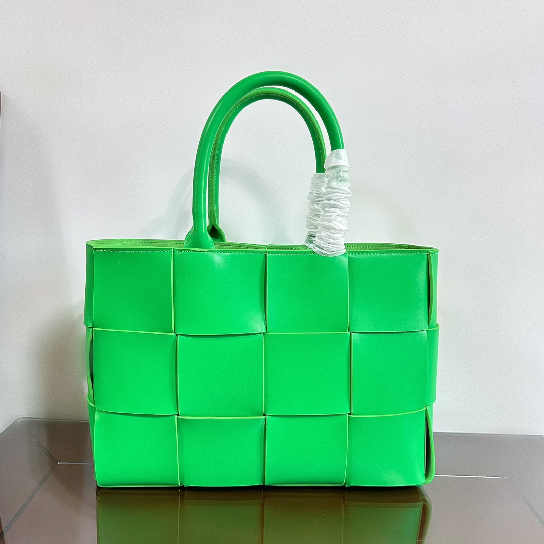 BV Medium Arco Leather Tote Bag- Light Green - Bag - Gorchic - $180.99