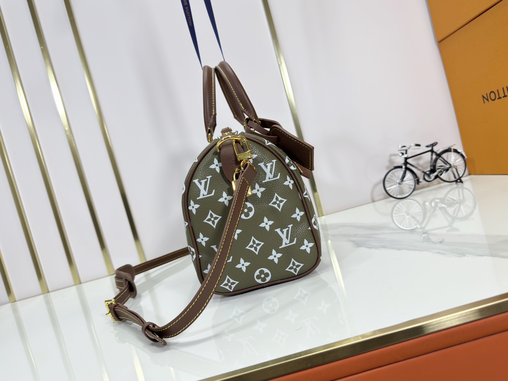 Designer SPEEDY P9 BANDOULIERE 30 HANDBAG Green Sancha - Bag - Gorchic - $137.99