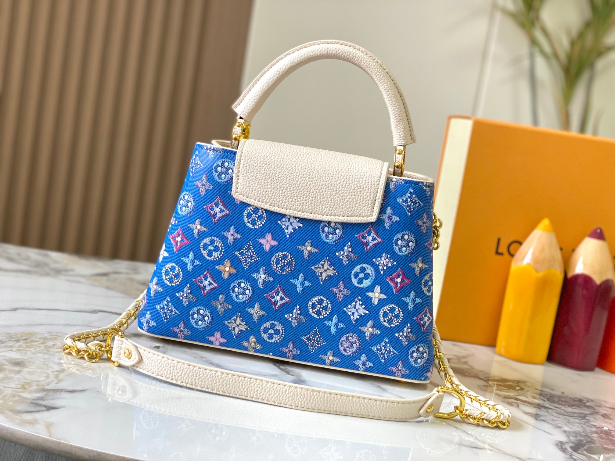 Designer Capucines Taurillon Leather, Rose Ballerine - Bag - Gorchic - $142.99