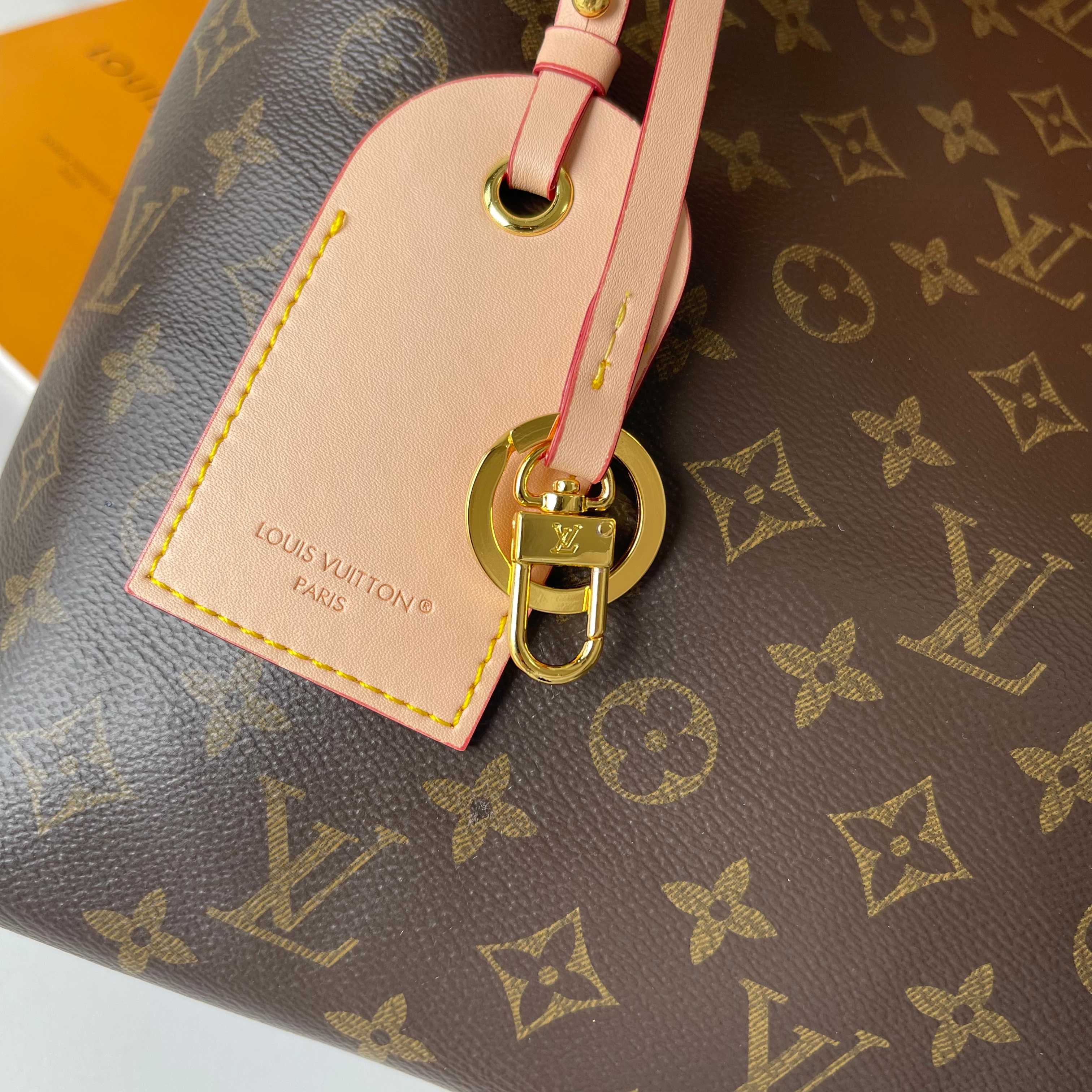 Designer Again Monogram Handbag - Gorchic - $128.99