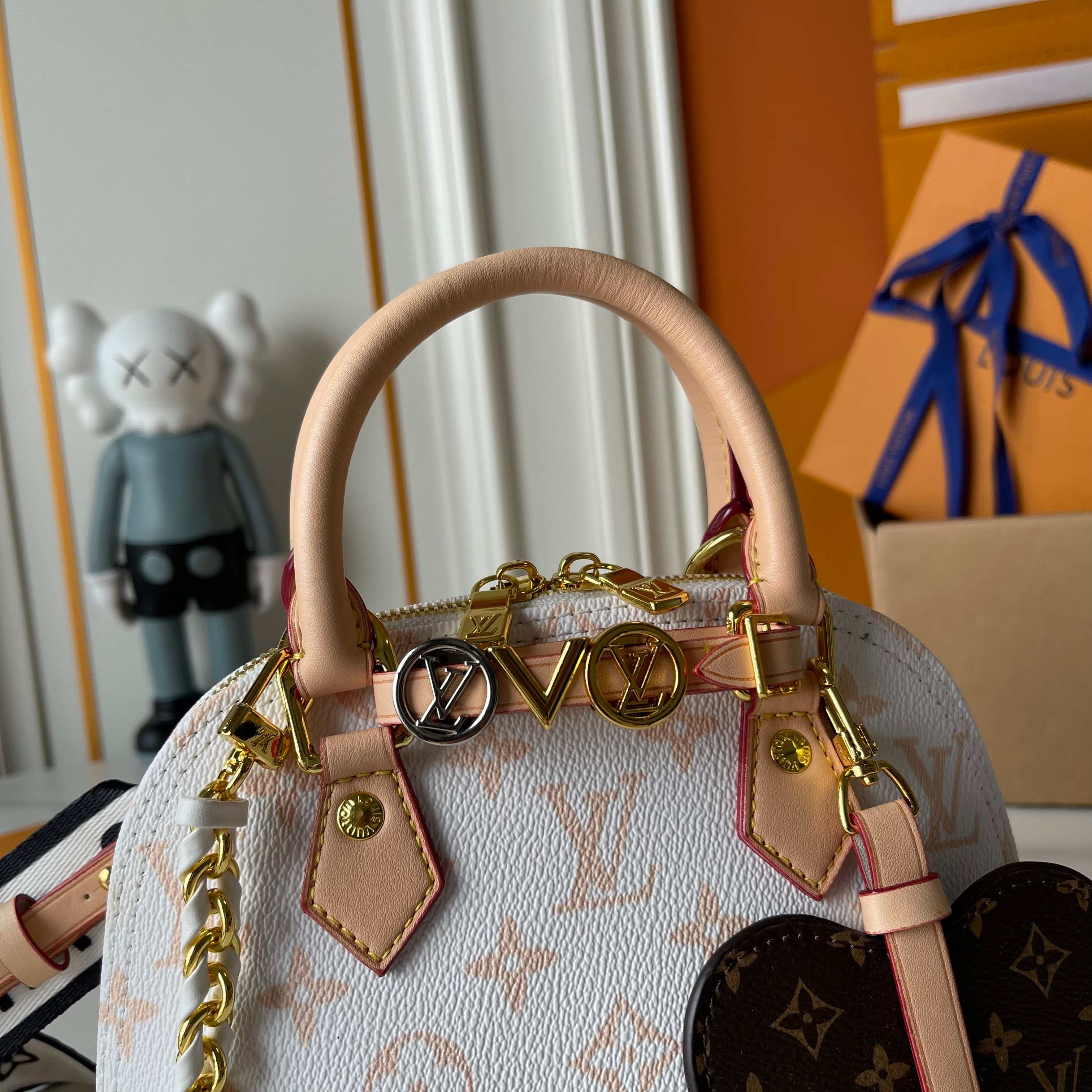 Designer Alma Mini LV&I Kit - Gorchic - $128.99