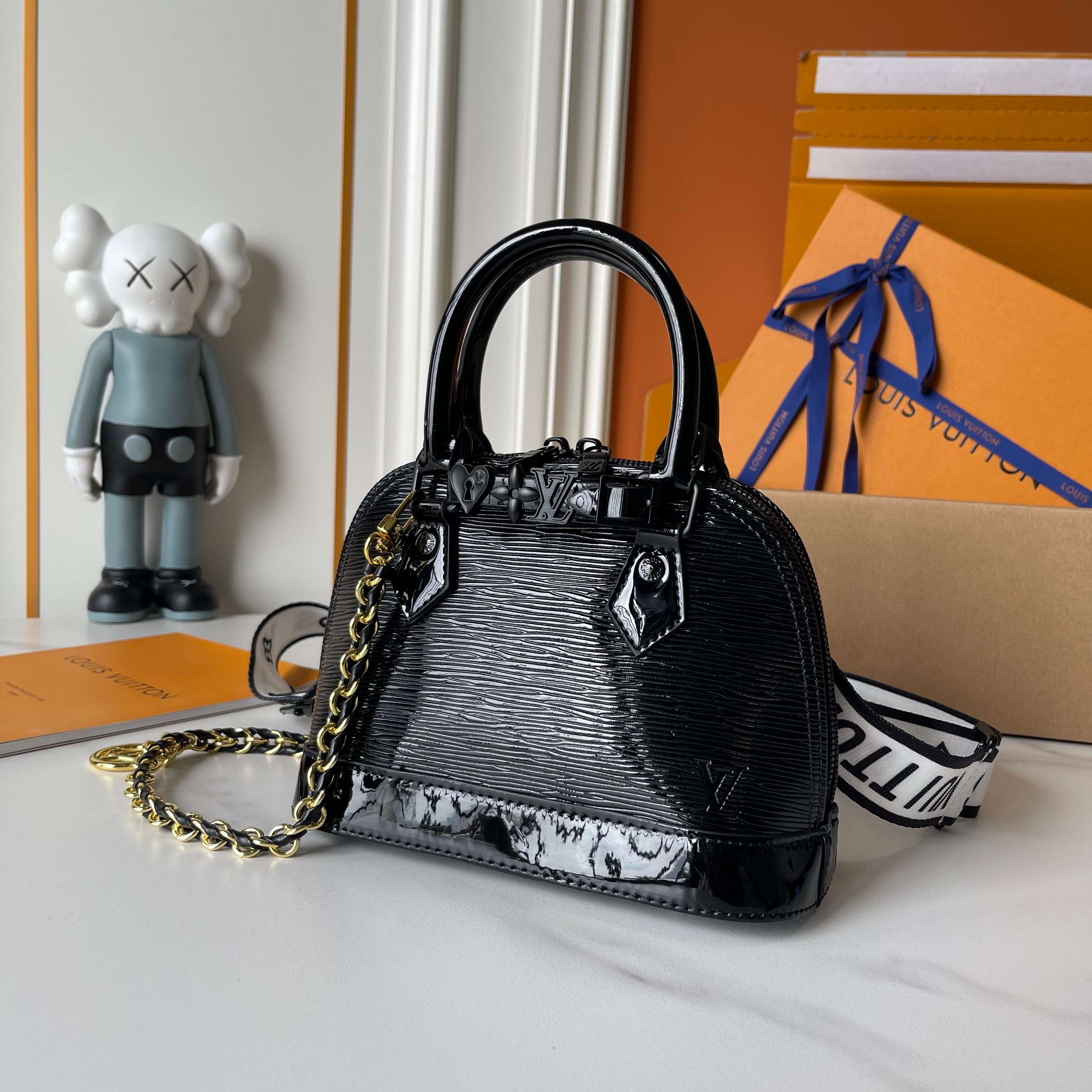 Designer Alma Mini LV&I Kit Epi leather - Black - Gorchic - $128.99