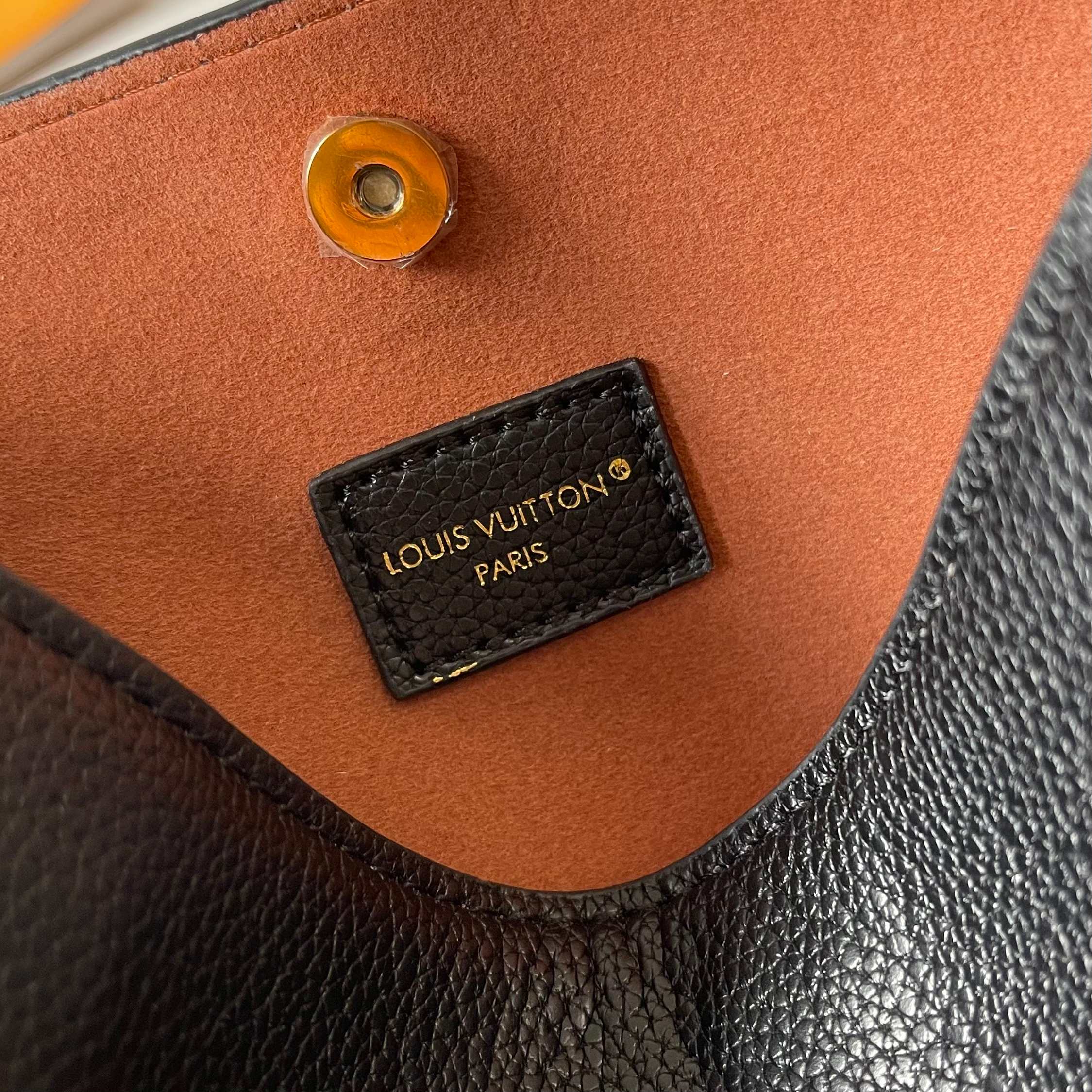 Designer Low Key All In BB Calf leather - Black - Gorchic - $120.99