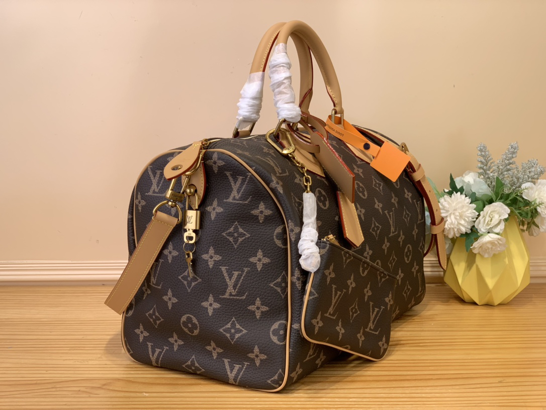 Designer Speedy P9 Bandoulière 40  Monogram - Bag - Gorchic - $141.99