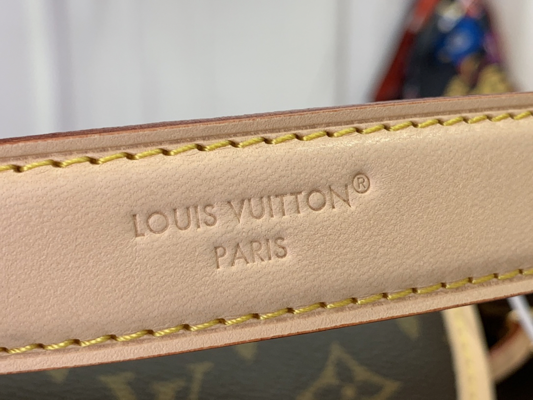 Designer Odyssée  MM Monogram Handbag - Gorchic - $128.99