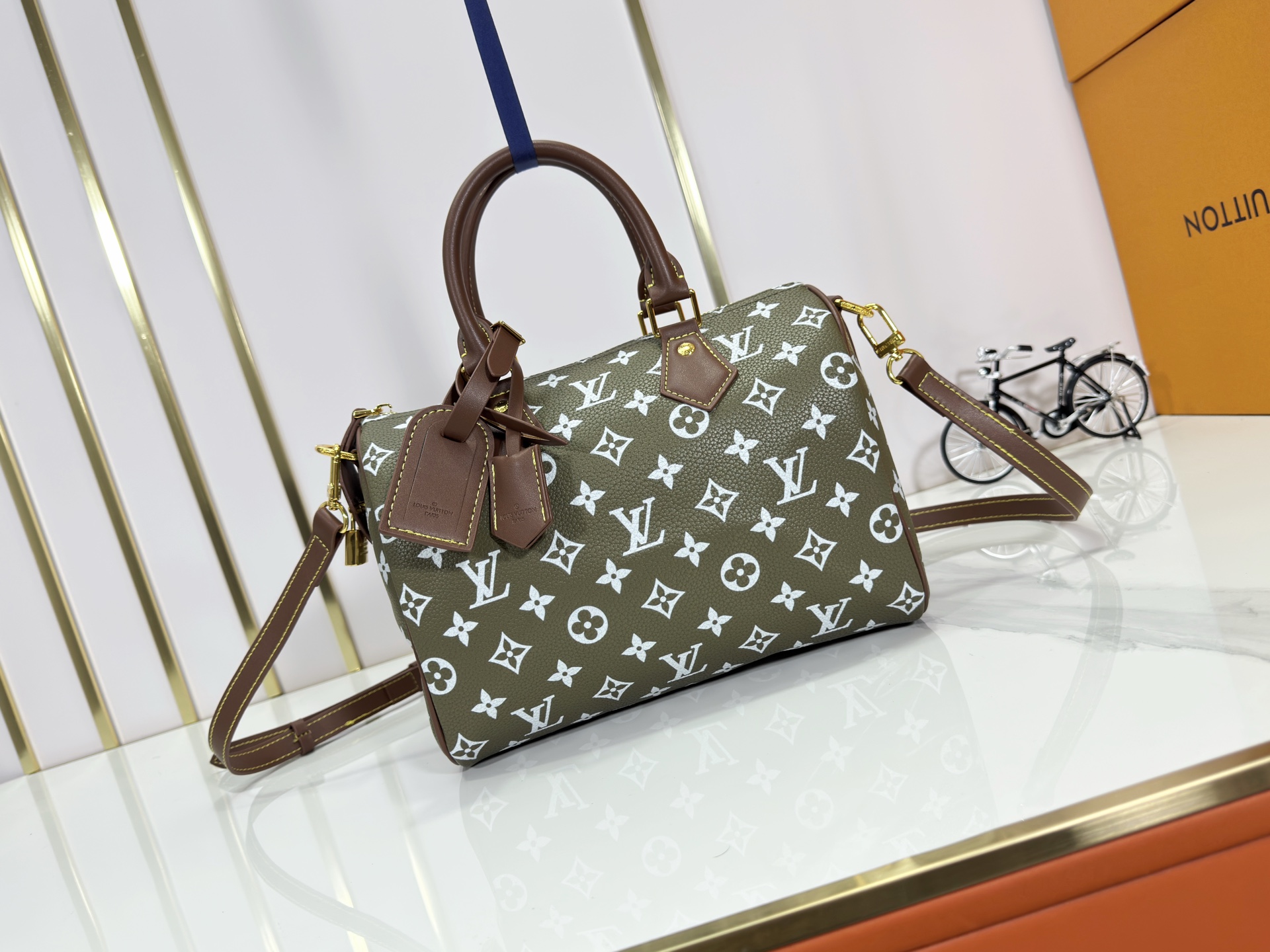 Designer SPEEDY P9 BANDOULIERE 30 HANDBAG Green Sancha - Bag - Gorchic - $137.99