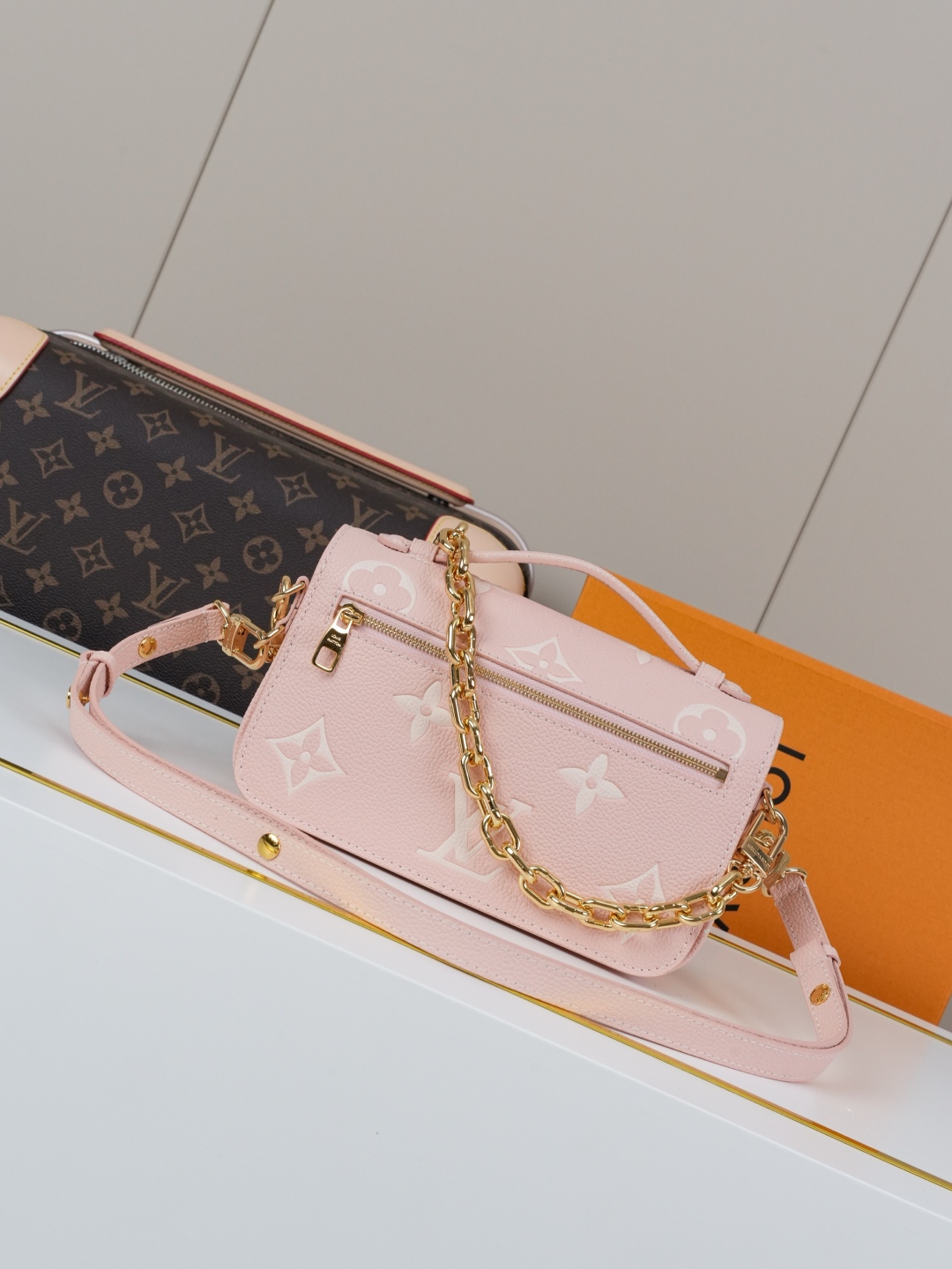 Designer Pochette Métis East West Embossed Grain Cowhide - Pink - Gorchic - $116.99