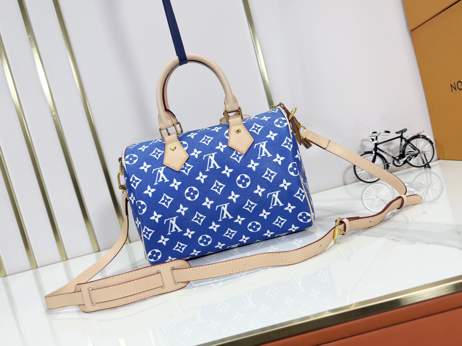 Designer Speedy P9 Bandoulière 40  Blue - Bag - Gorchic - $141.99