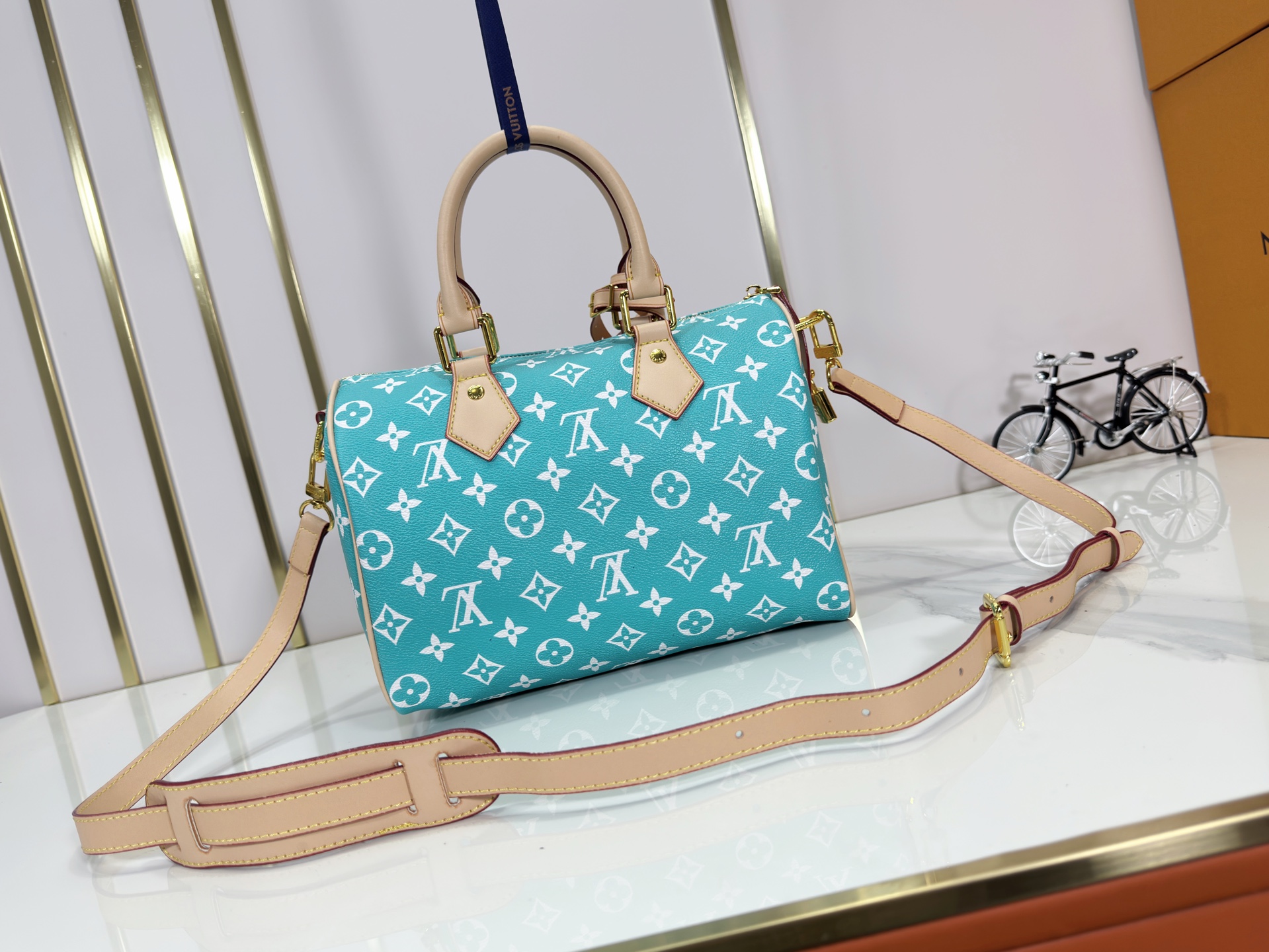 Designer Speedy P9 Bandoulière 50  Turquoise - Bag - Gorchic - $161.99