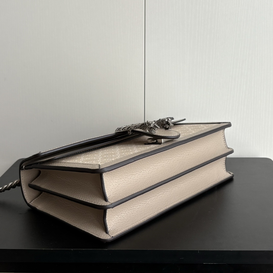 Double-G Dionysus Medium GG-Jacquard Shoulderbag - Beige and white - Gorchic - $124.99