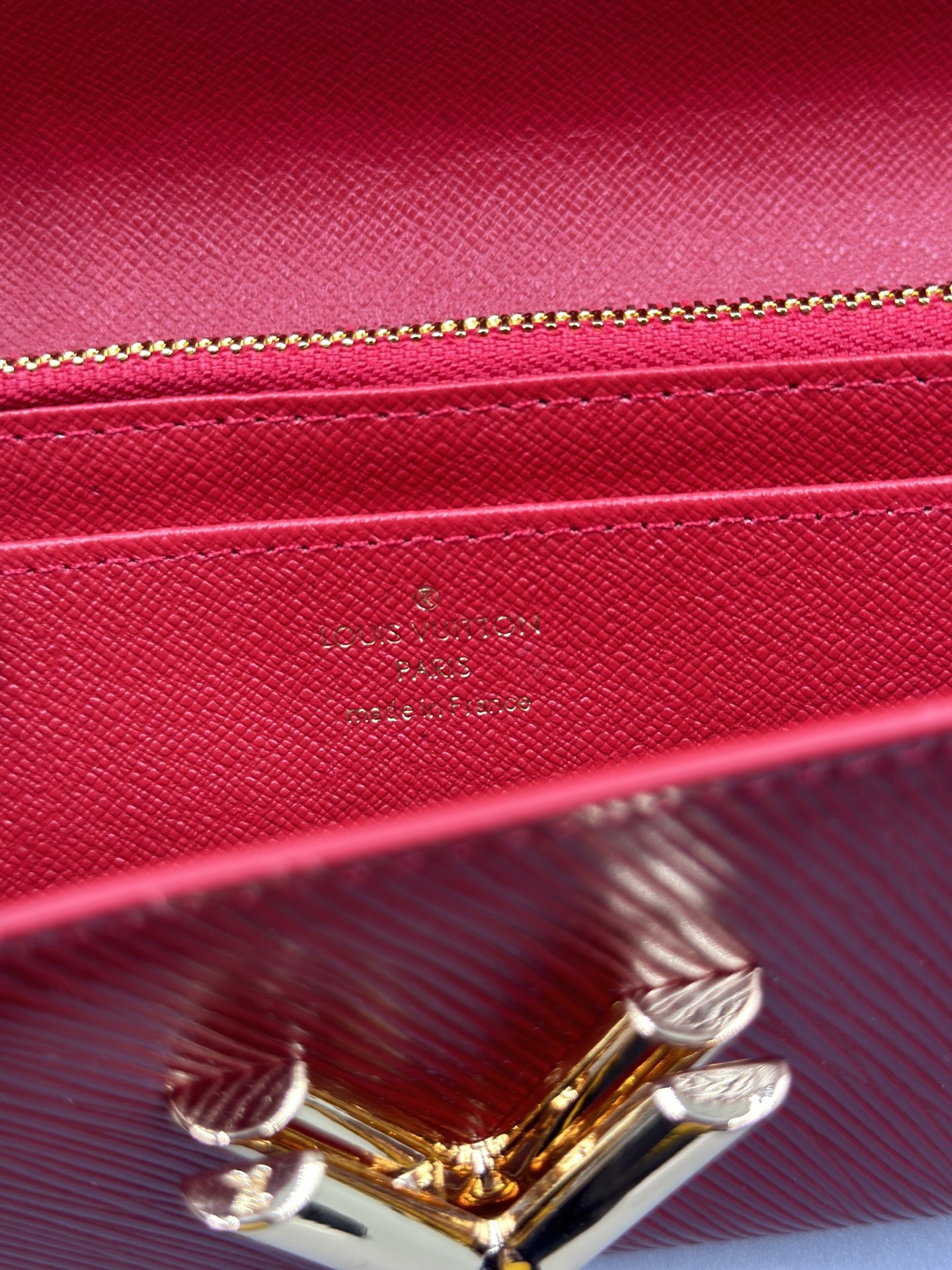 Designer Red Epi Leather Twist Wallet - Gold - Gorchic - $94.99