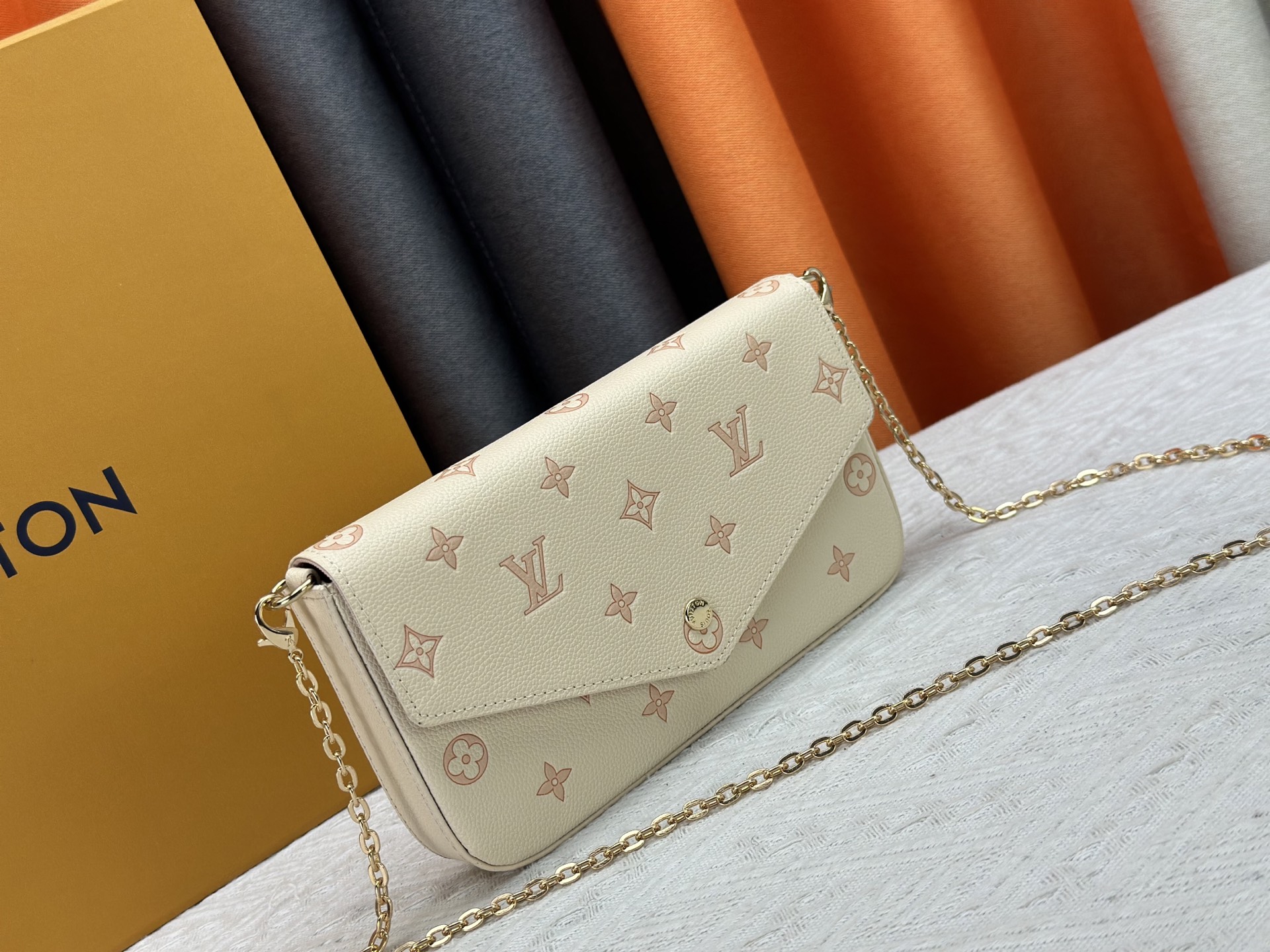Designer Pochette Félicie Embossed grained cowhide leather - Bicolor Eden - Gorchic - $97.99