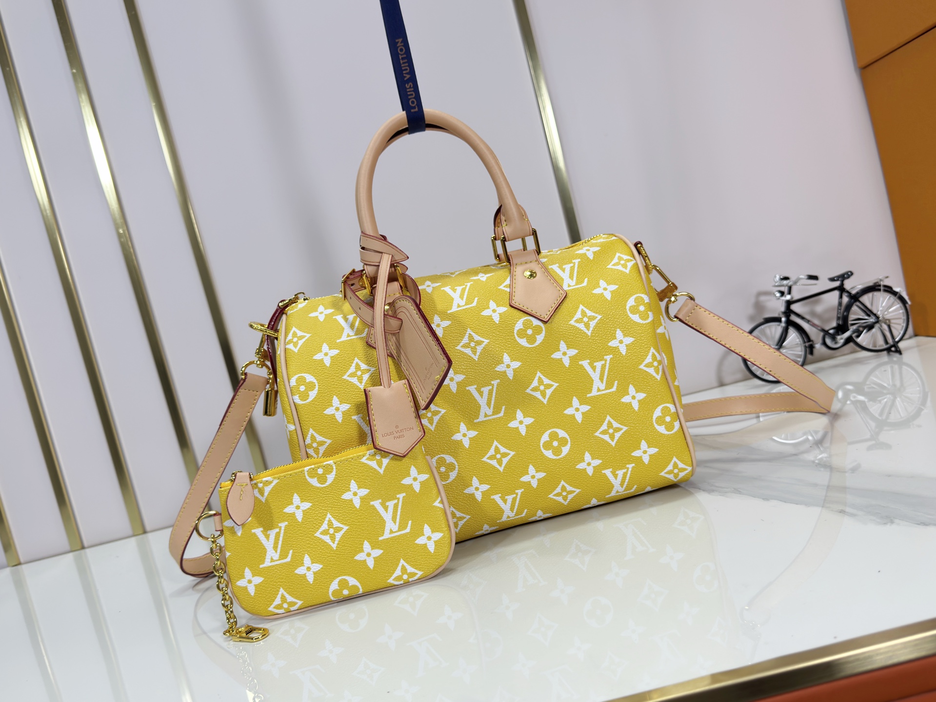 Designer Speedy P9 Bandoulière 40  Lemonade - Bag - Gorchic - $141.99