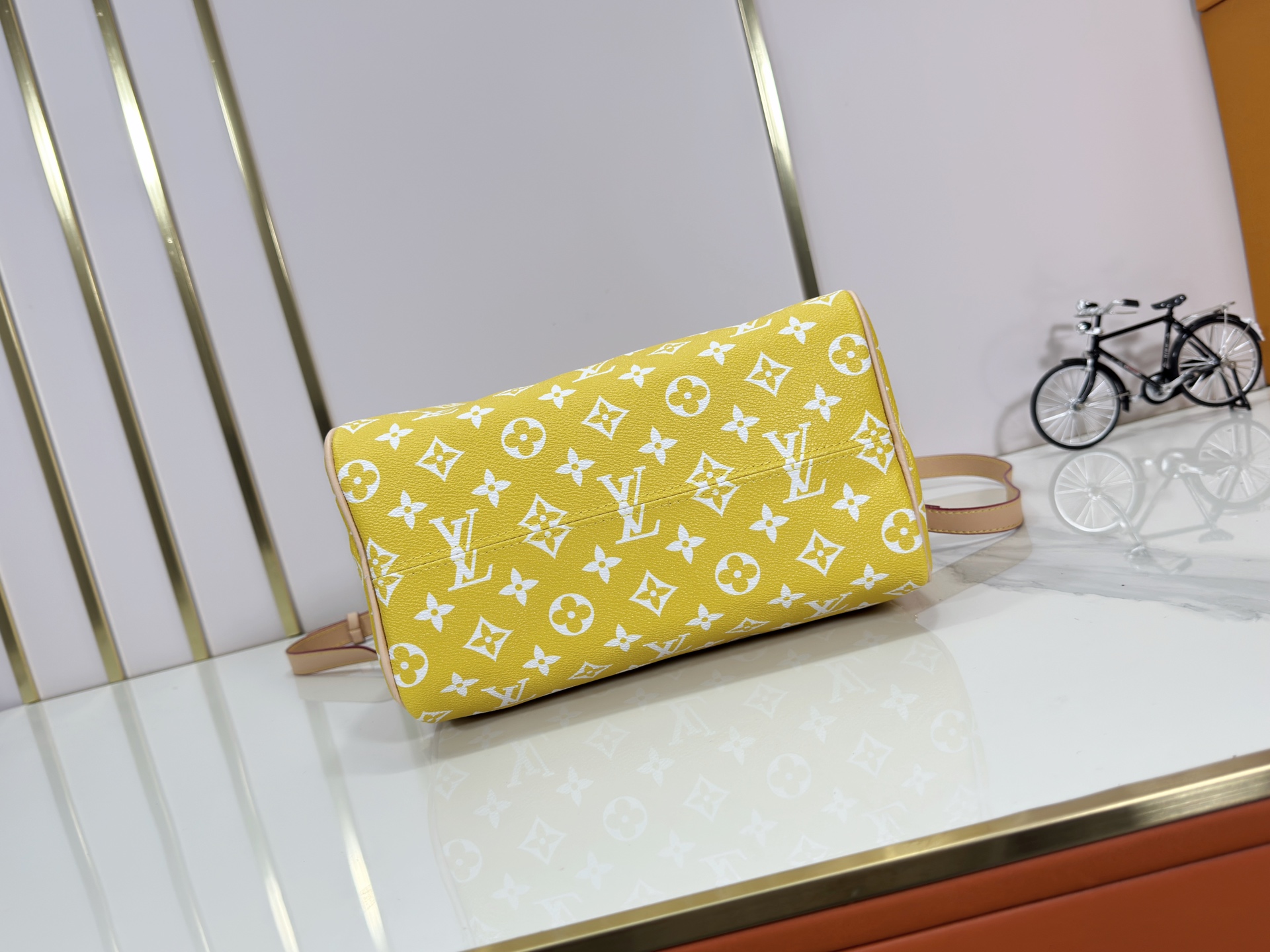 Designer Speedy P9 Bandoulière 40  Lemonade - Bag - Gorchic - $141.99
