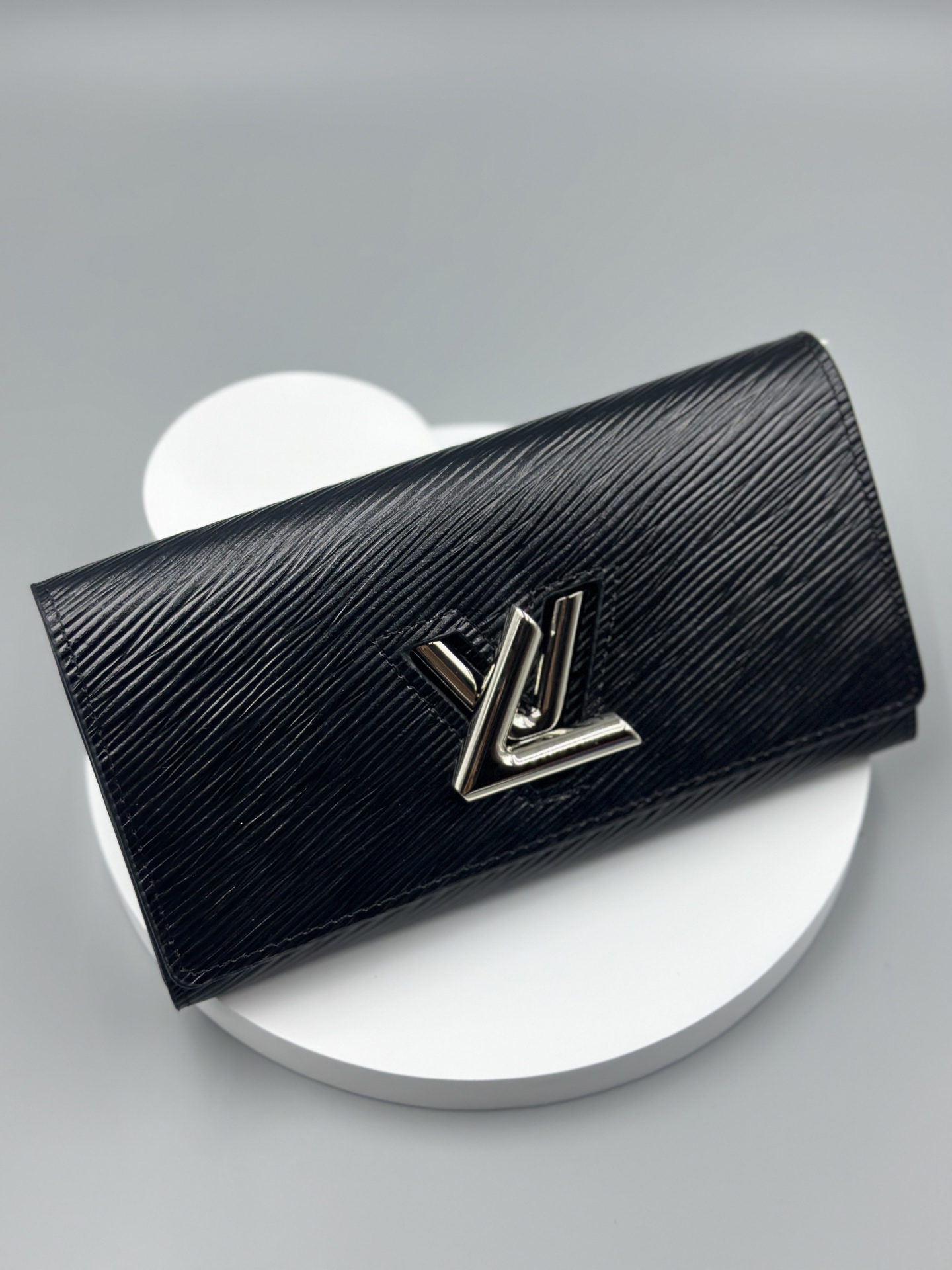 Designer Black Epi Leather Twist Wallet - Silver - Gorchic - $94.99