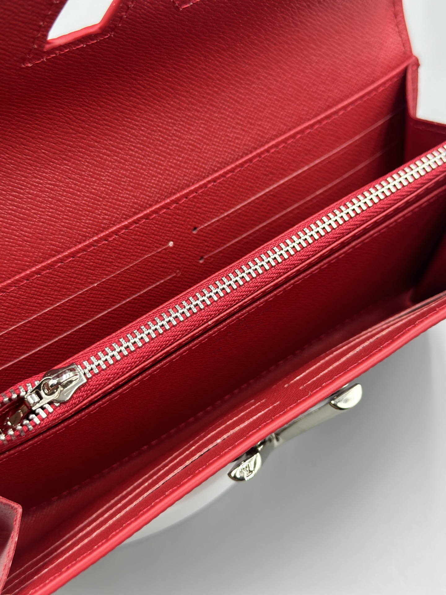 Designer Red Epi Leather Twist Wallet - Silver - Gorchic - $94.99