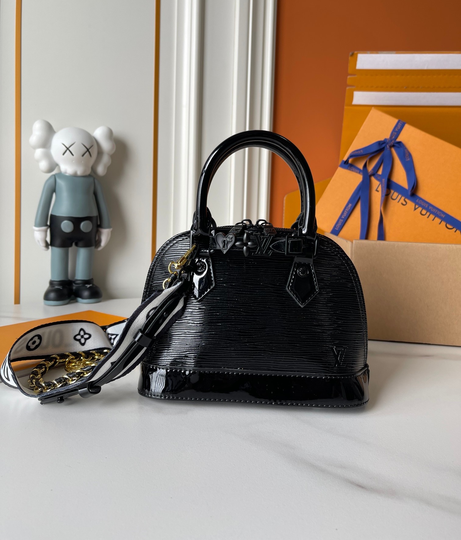Designer Alma Mini LV&I Kit Epi leather - Black - Gorchic - $128.99