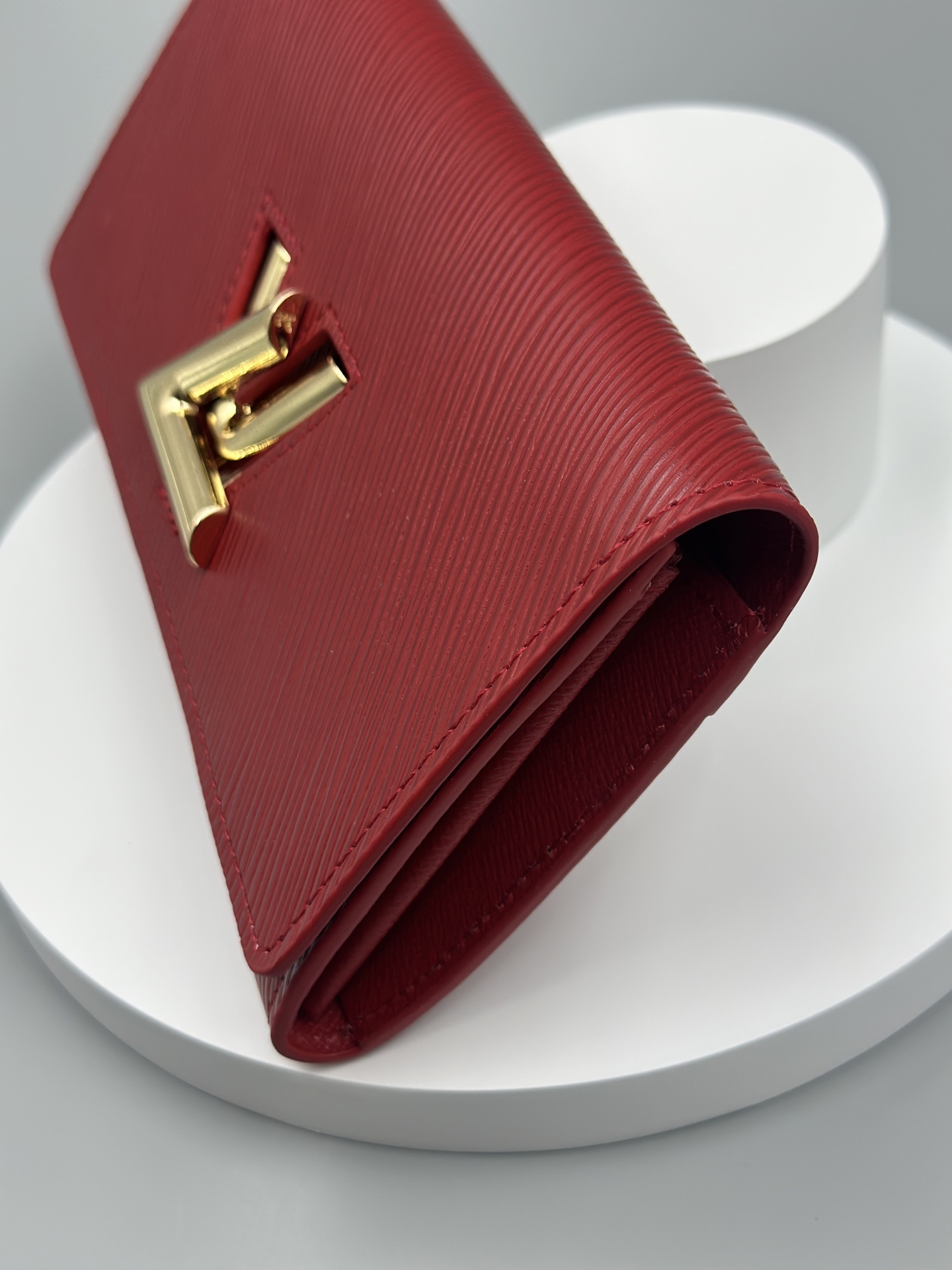Designer Red Epi Leather Twist Wallet - Gold - Gorchic - $94.99