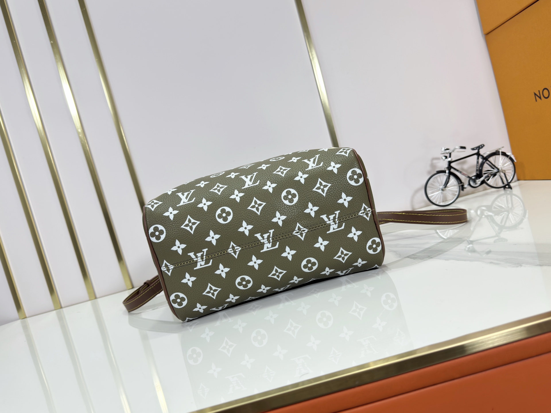 Designer SPEEDY P9 BANDOULIERE 30 HANDBAG Green Sancha - Bag - Gorchic - $137.99