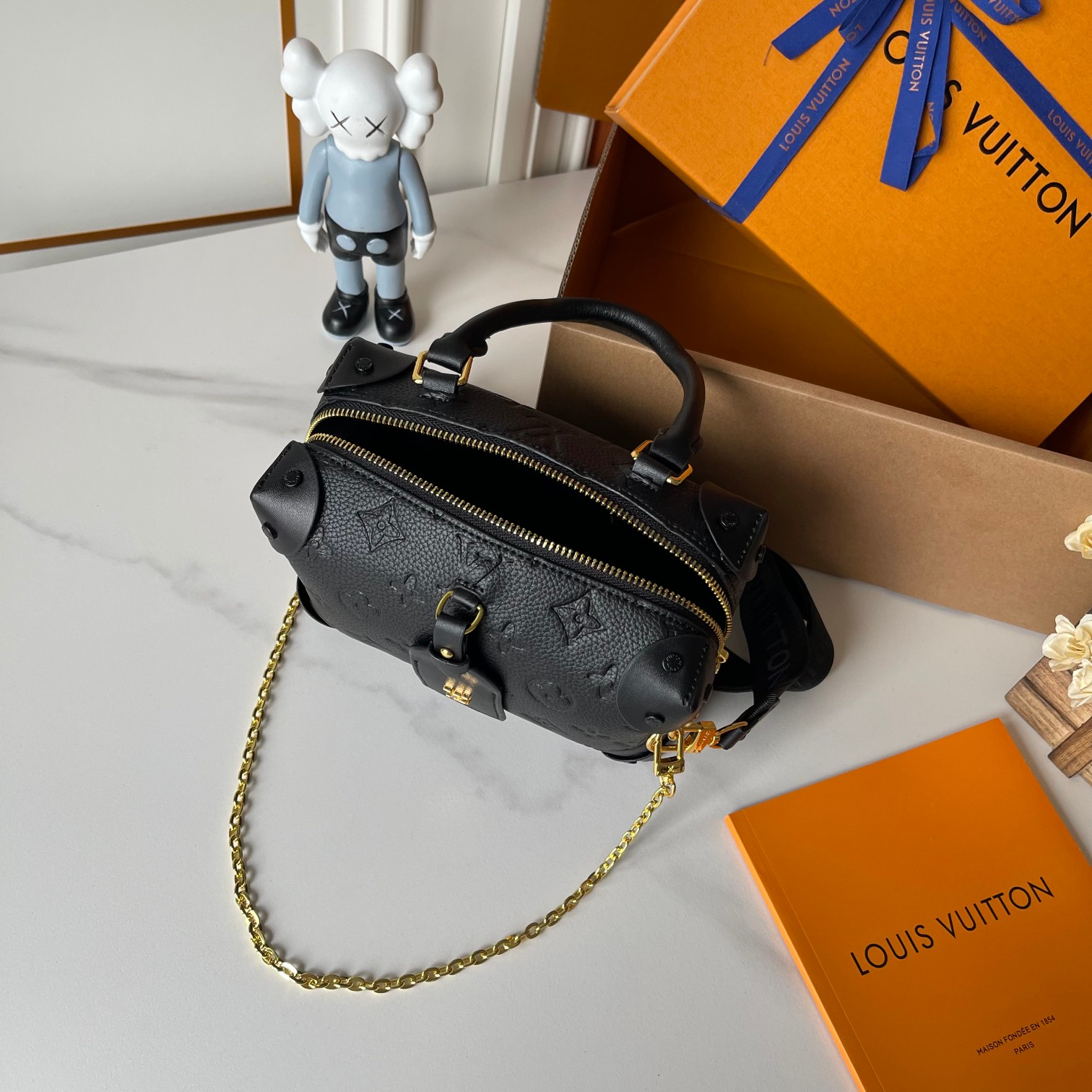 Designer Petite Malle Souple Embossed grained cowhide leather - Black - Gorchic - $118.99