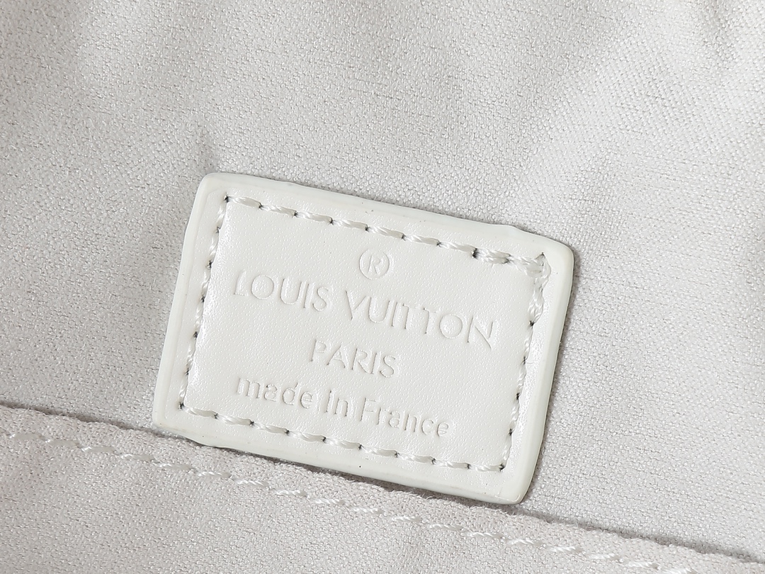 Designer Alma BB Epi grained cowhide leather - Quartz - Gorchic - $130.99