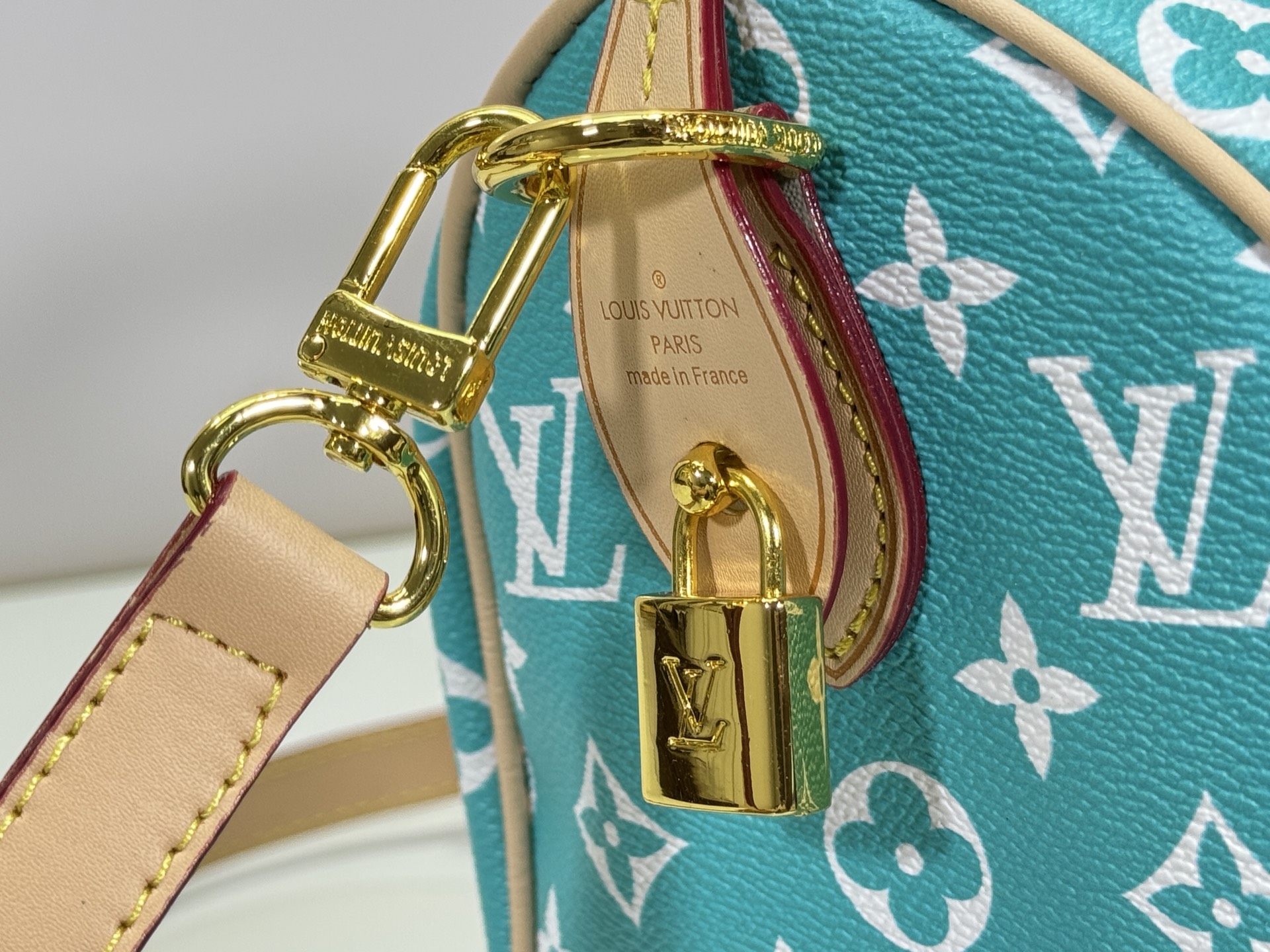 Designer Speedy P9 Bandoulière 50  Turquoise - Bag - Gorchic - $161.99